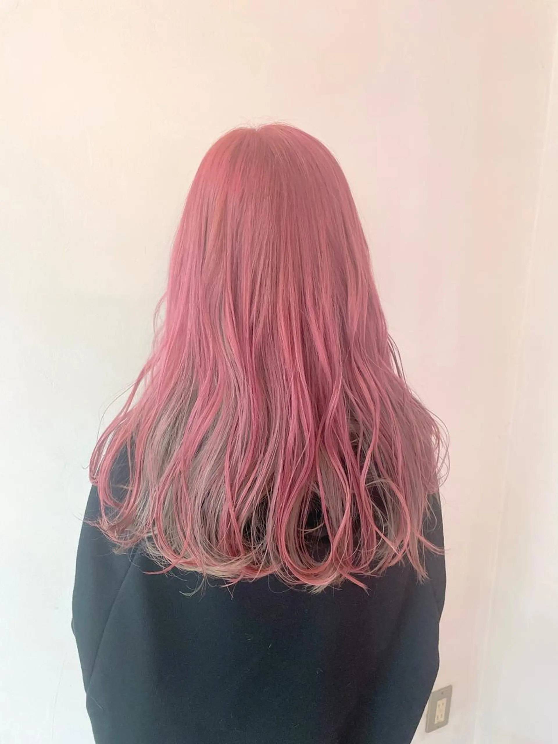 ロング カラー バレイヤージュ ブリーチ ケアブリーチ ダブルカラー イヤリングカラー ヘアカラー トリートメント デザインカラー 髪質改善Lilithのその他イメージ