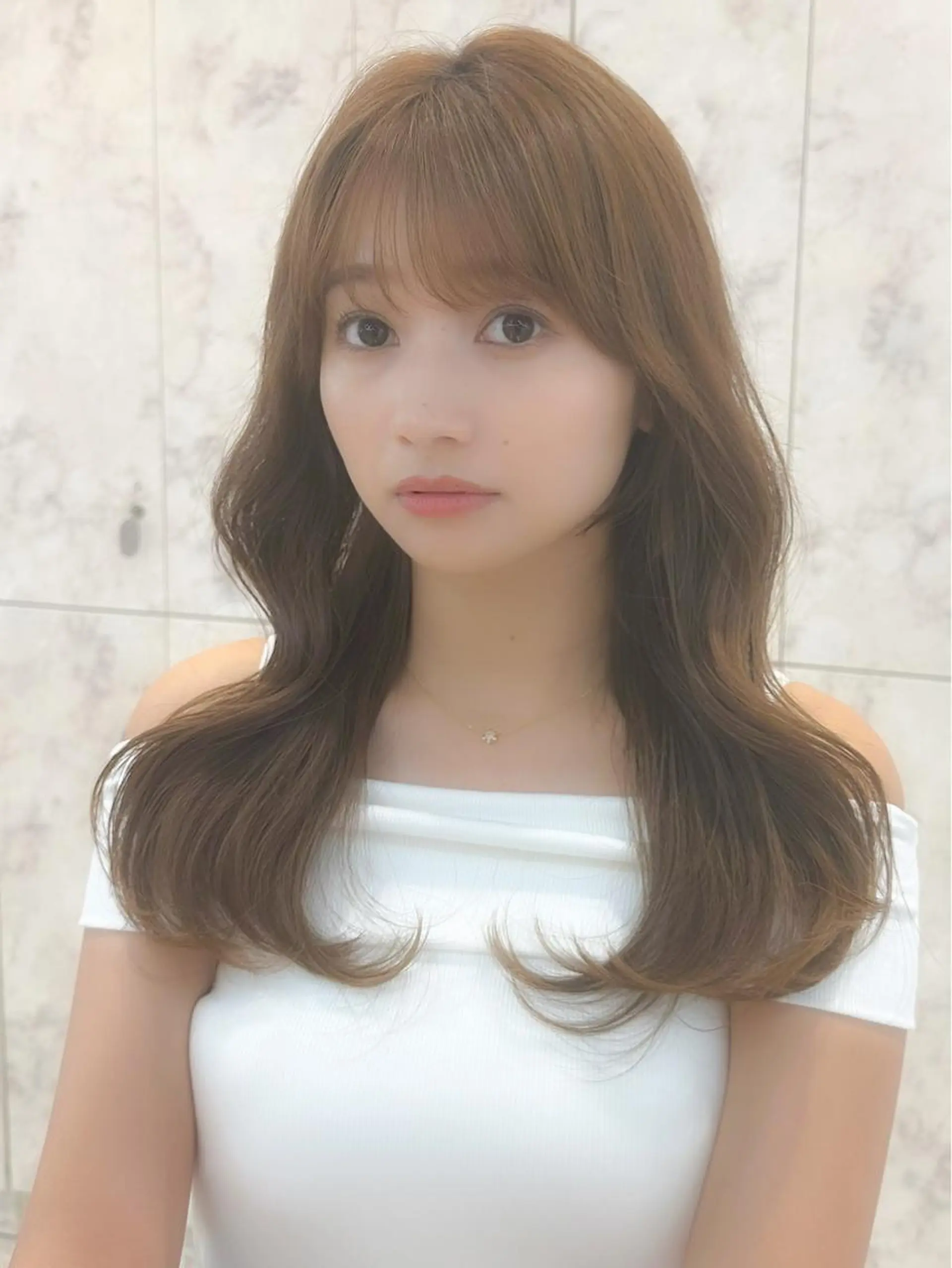 セミロング カラー シールエクステ セミロングパーマ ブリーチ ケアブリーチ ダブルカラー ヘアカラー トリートメント 新宿/韓国風レイヤー 髪質改善/渋谷直樹のヘアスタイル