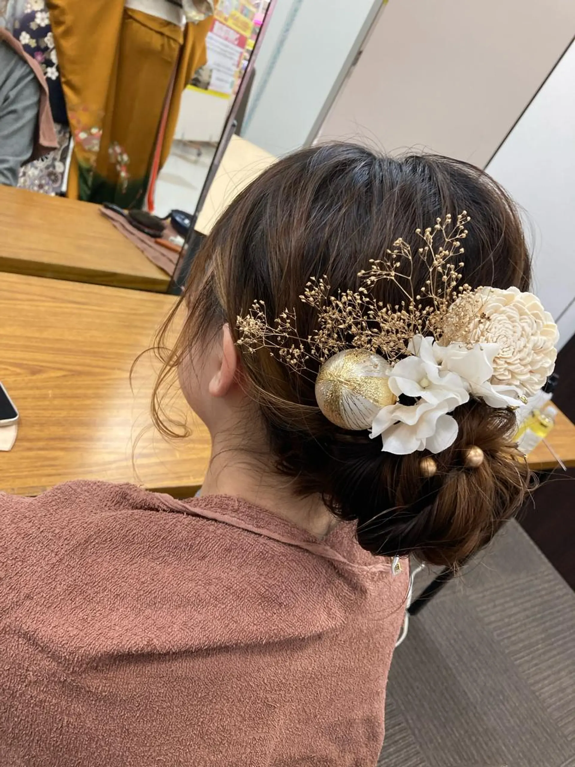 ヘアアレンジ 成人式 Hair room Leaのヘアスタイル