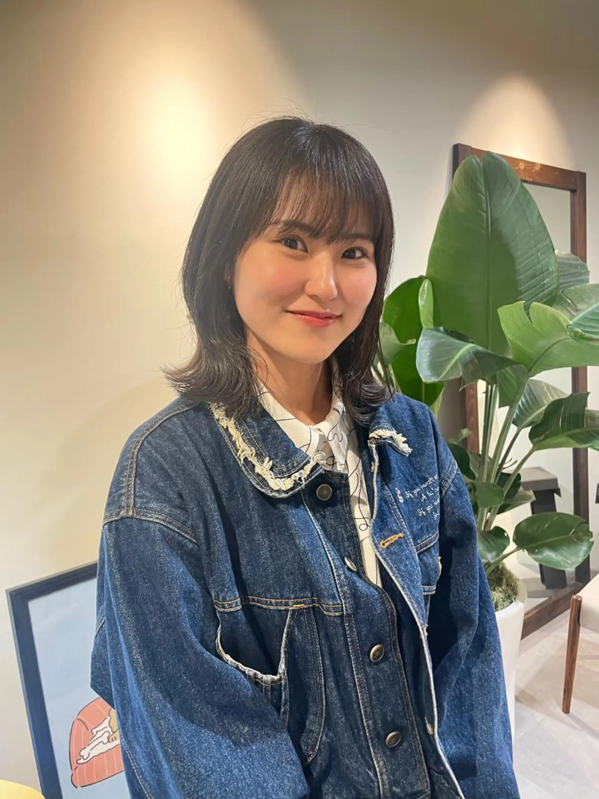 カラー 若月 あやかのヘアスタイル