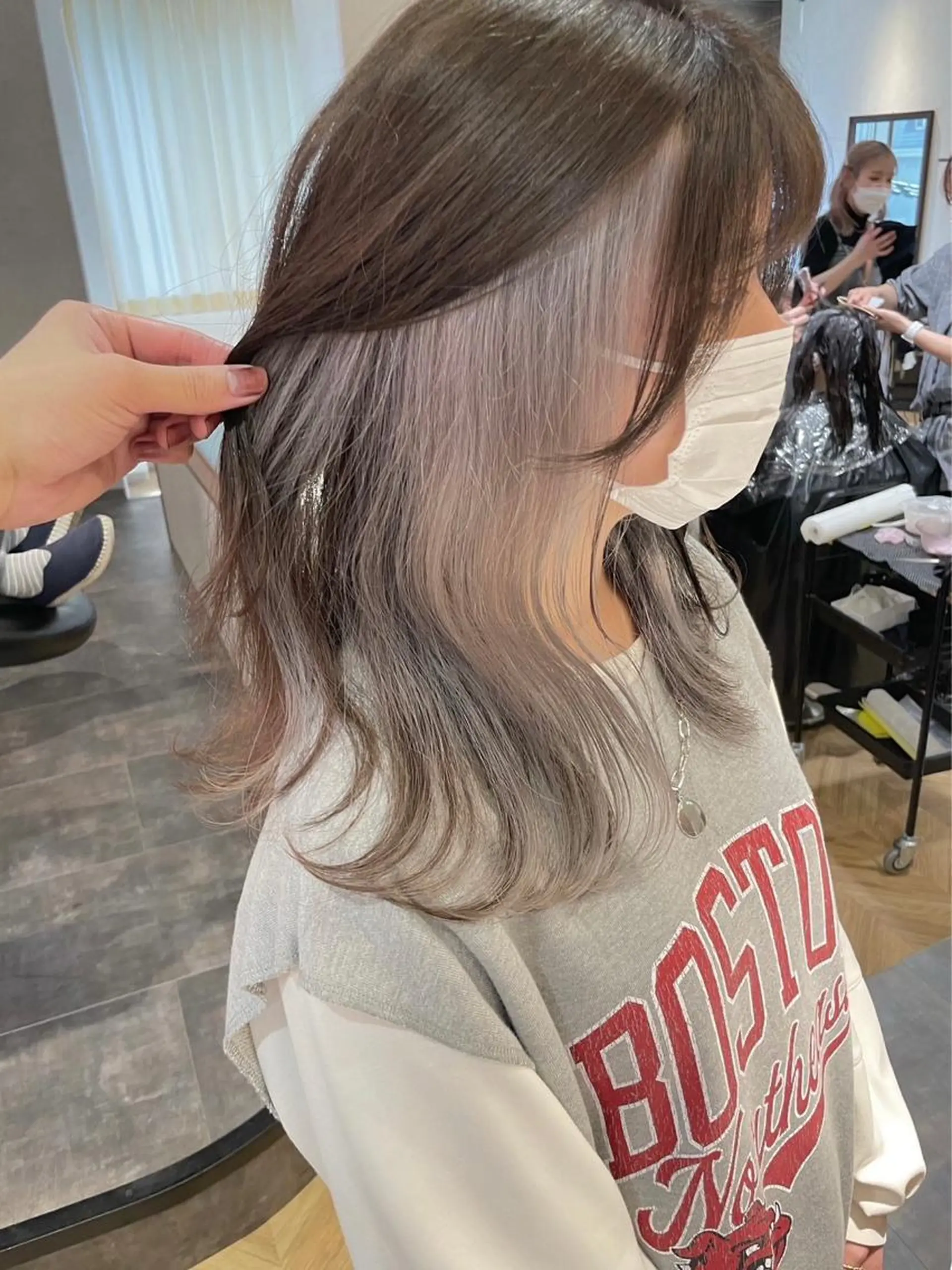 ミディアム ヘアカラー トリートメント ハイトーンヘア れおん🌙のヘアスタイル