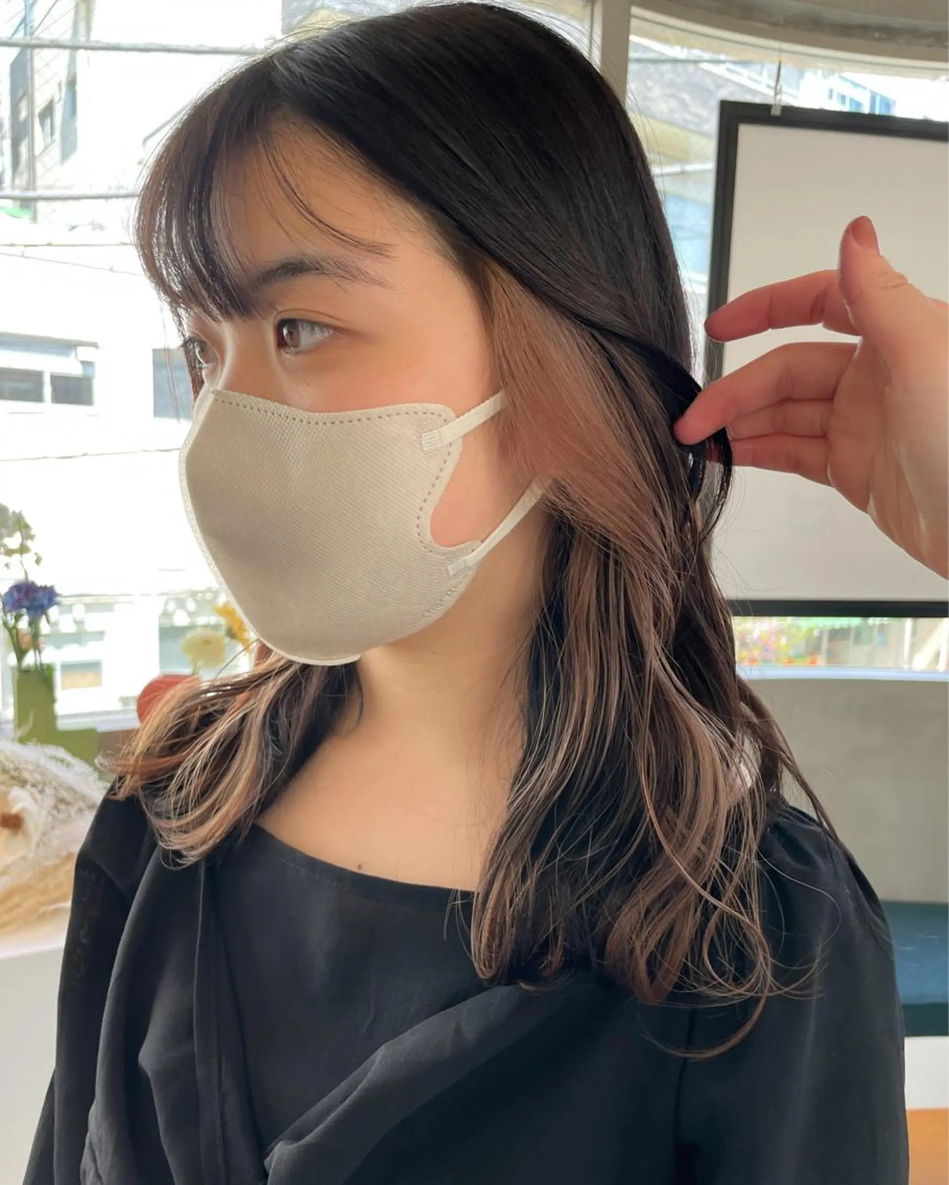 カラー 若月 あやかのヘアスタイル