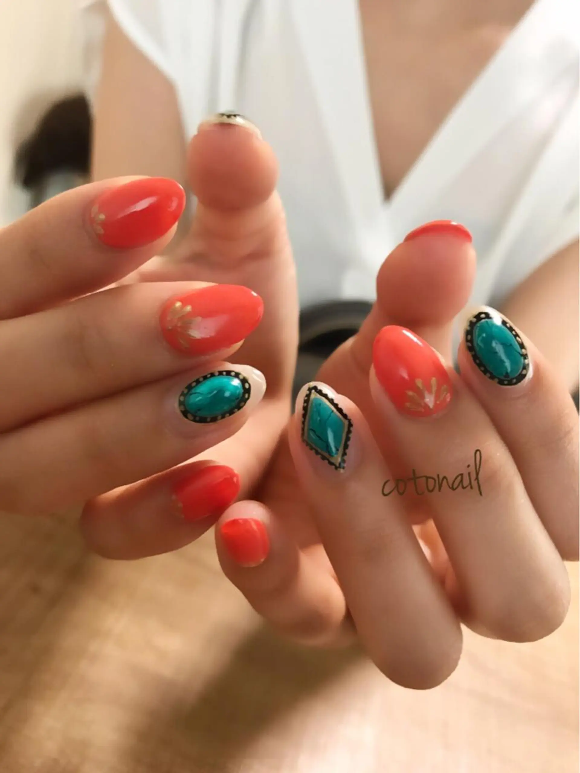 ショート ネイル ツメトマツゲ .のネイルデザイン