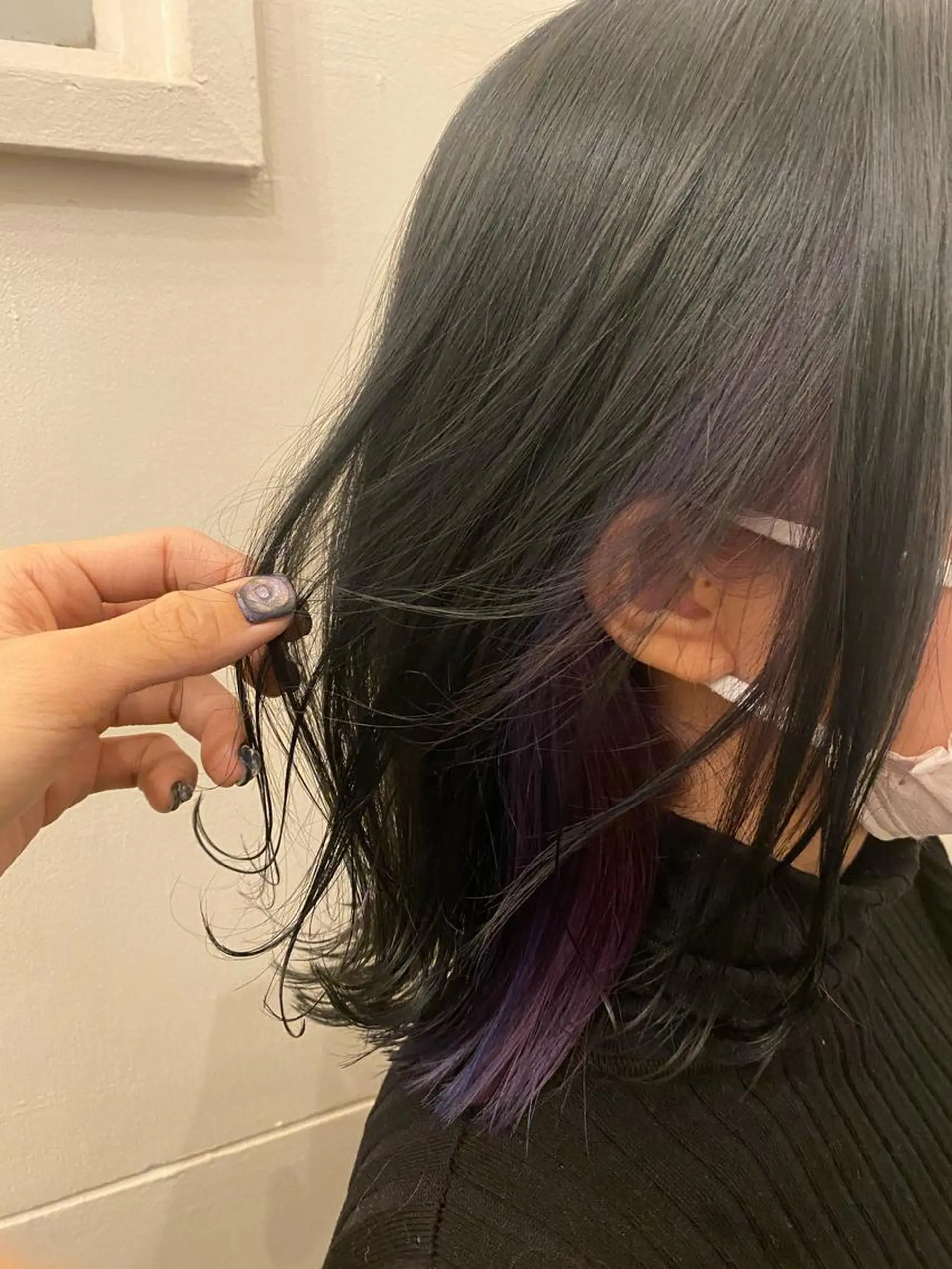 ショート カラー 梅田ハイトーン チダ ヒナノのヘアスタイル