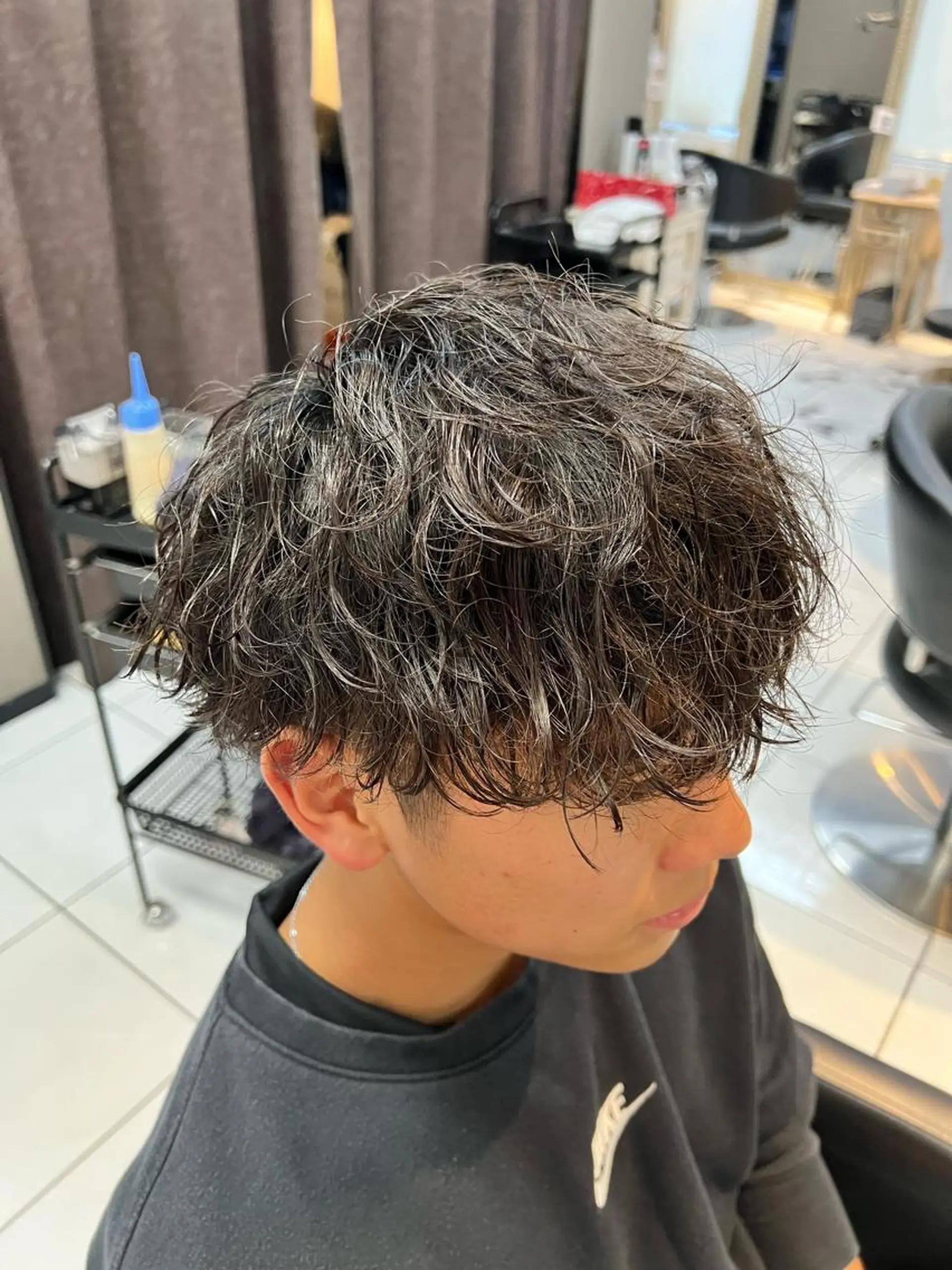 パーマ メンズ センターパート フェードカット カルマパーマ マッシュ メンズパーマ パーマ特化美容師 茂木広幸のヘアスタイル