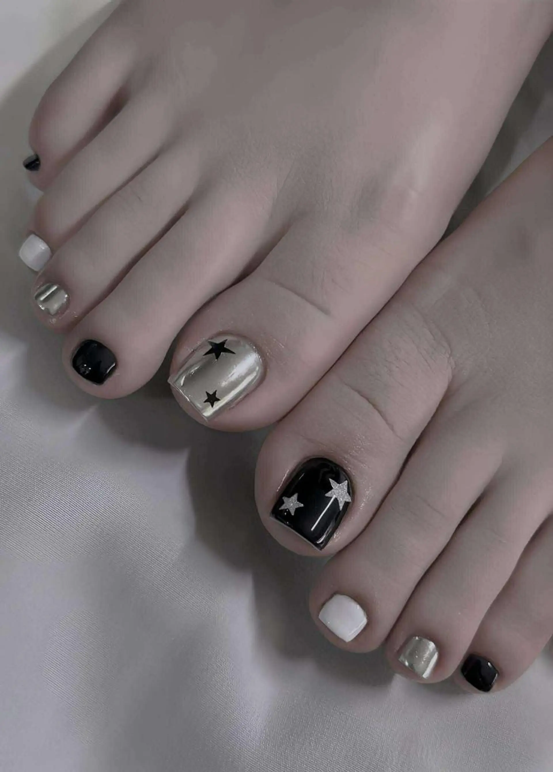 ネイル フットネイル ナナ ミのネイルデザイン