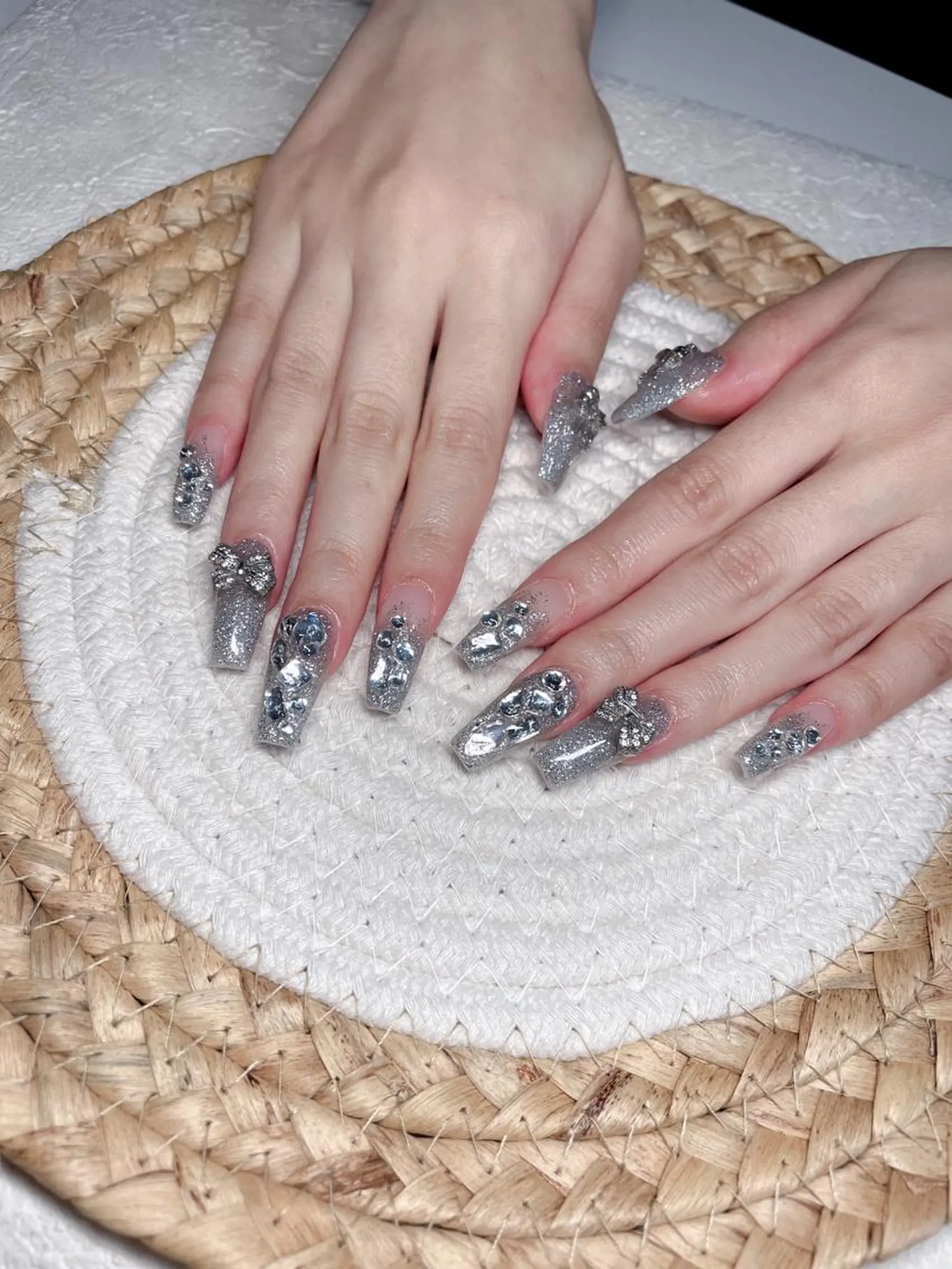 ネイル M🌷nail 長さだし専門店のネイルデザイン