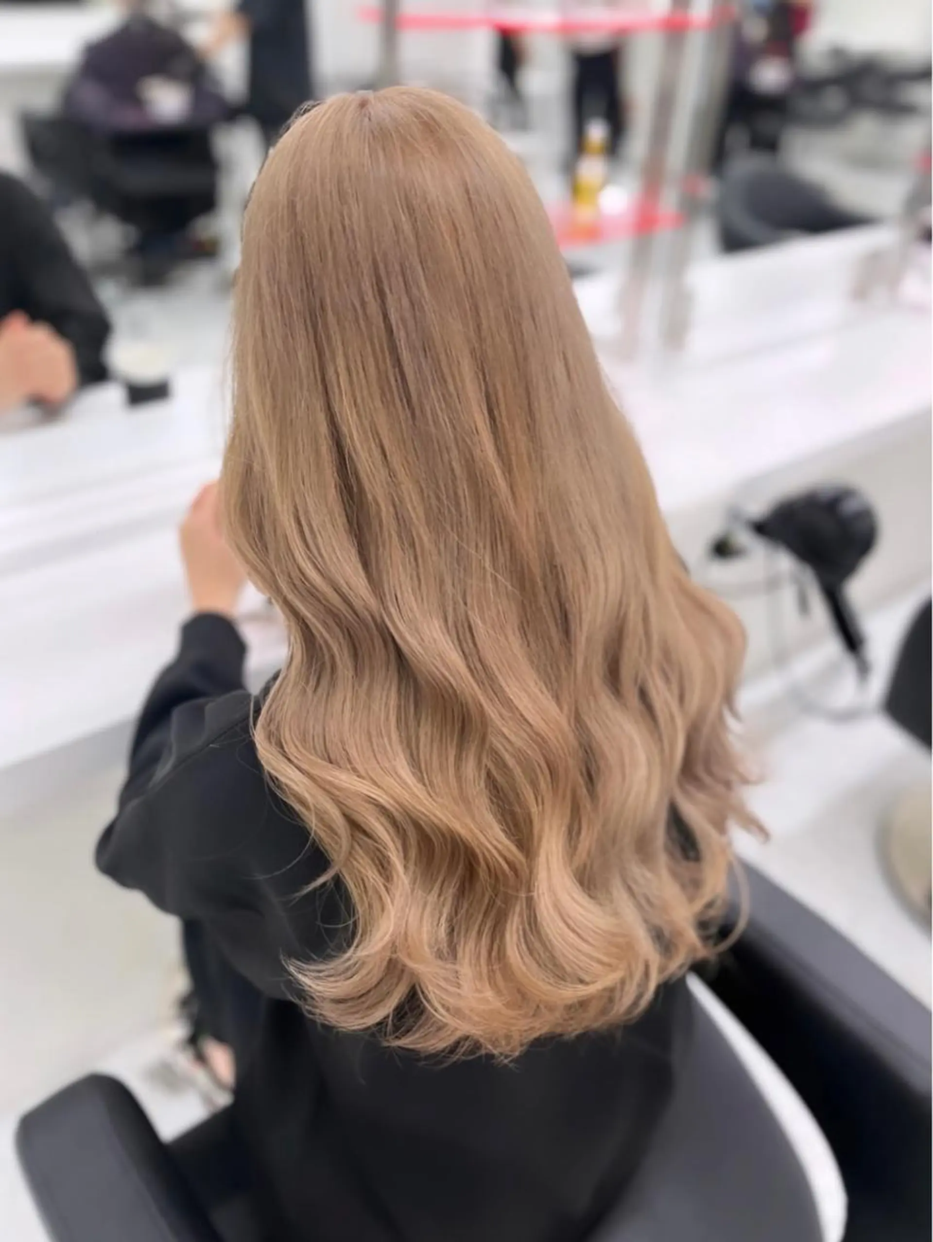 ロング カラー ヘアアレンジ ヘアカラー 🫧うる艶トレンド 🫧透明感カラーのヘアスタイル