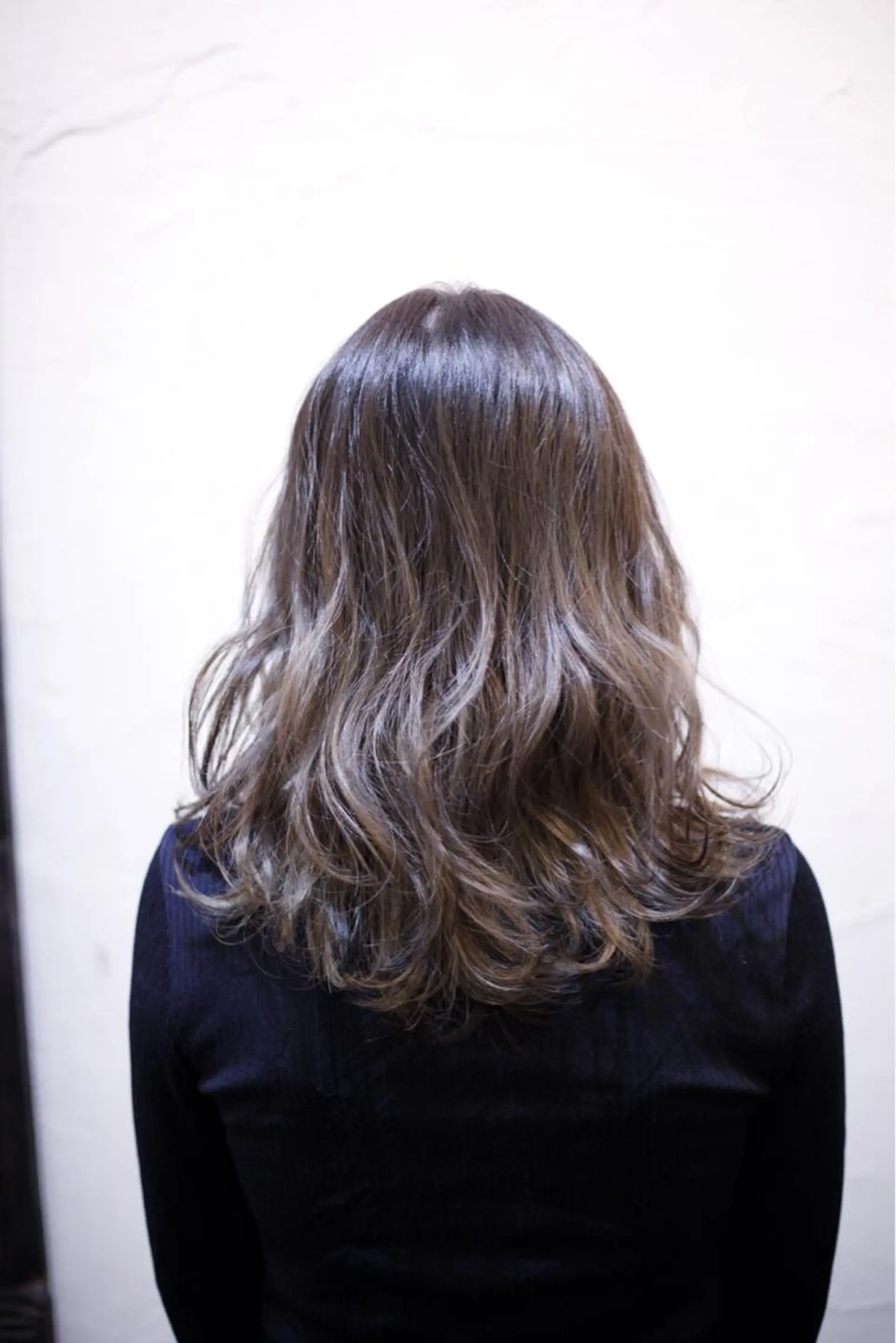 ミディアム カラー バレイヤージュ レイヤーカット カット トリートメント 【韓国レイヤー特化 ハッシュカット】のヘアスタイル