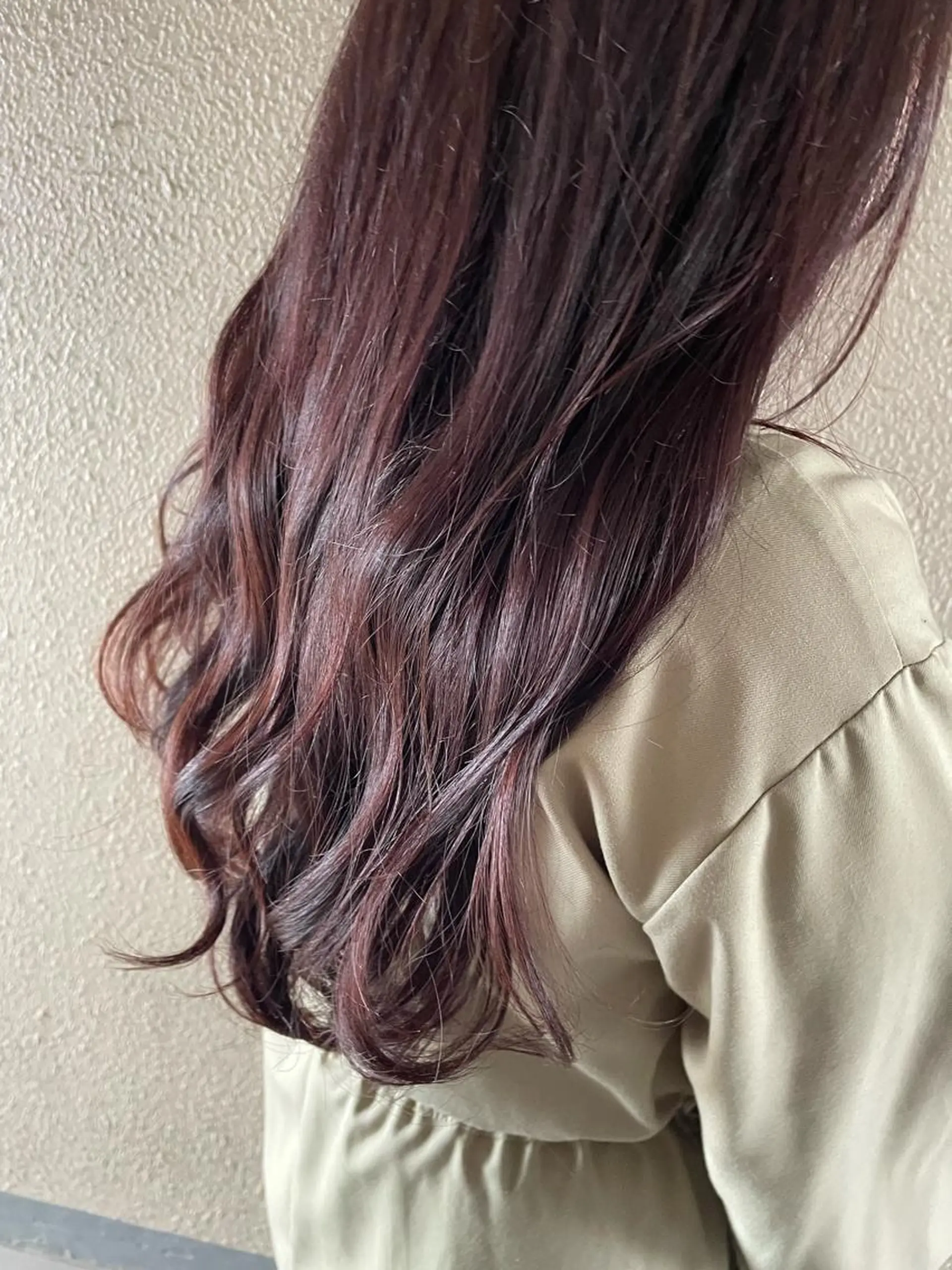 ロング カラー サダハルカ ｜chouetteのヘアスタイル