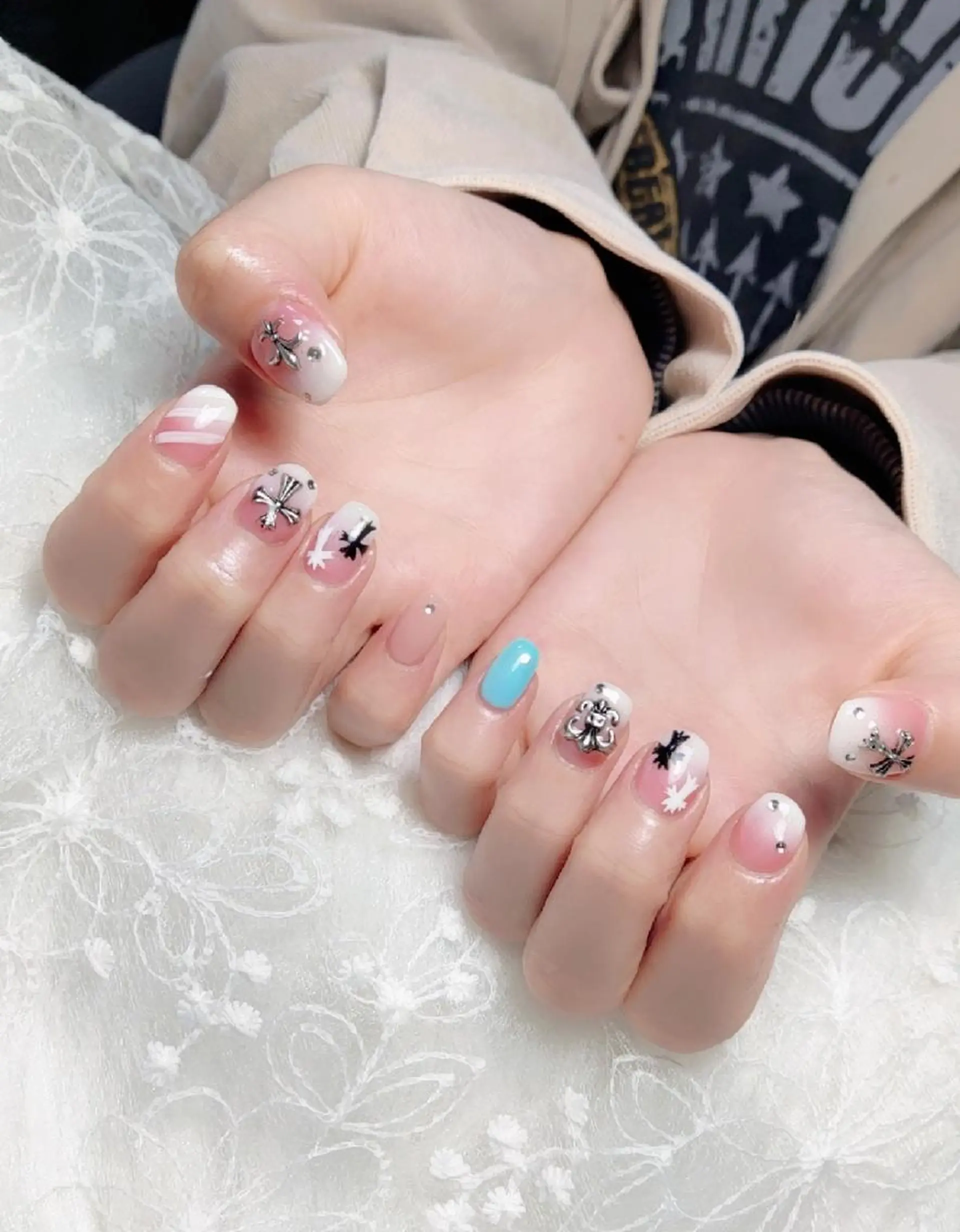 ネイル ハンドネイル E·U·B ネイル所属・横浜市中区曙町 E·U·Bネイルのネイルデザイン