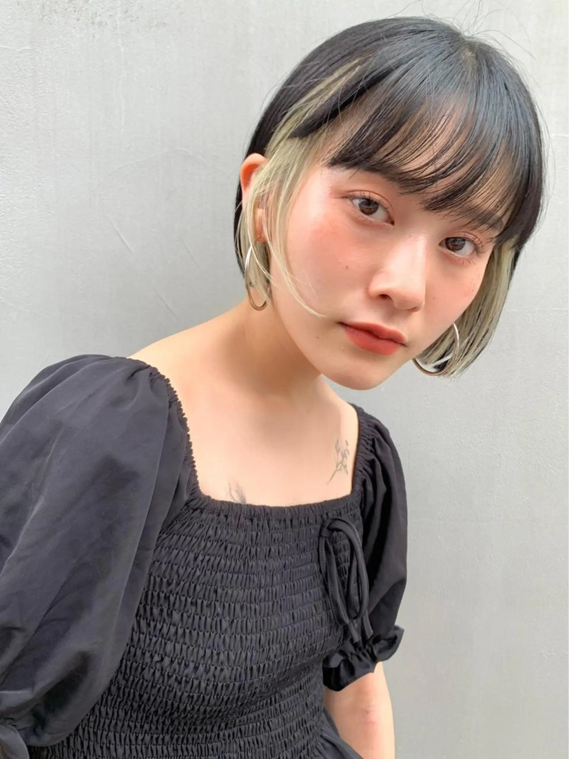 ショート カラー 退色まで透明感ある ダブルカラー/リクのヘアスタイル