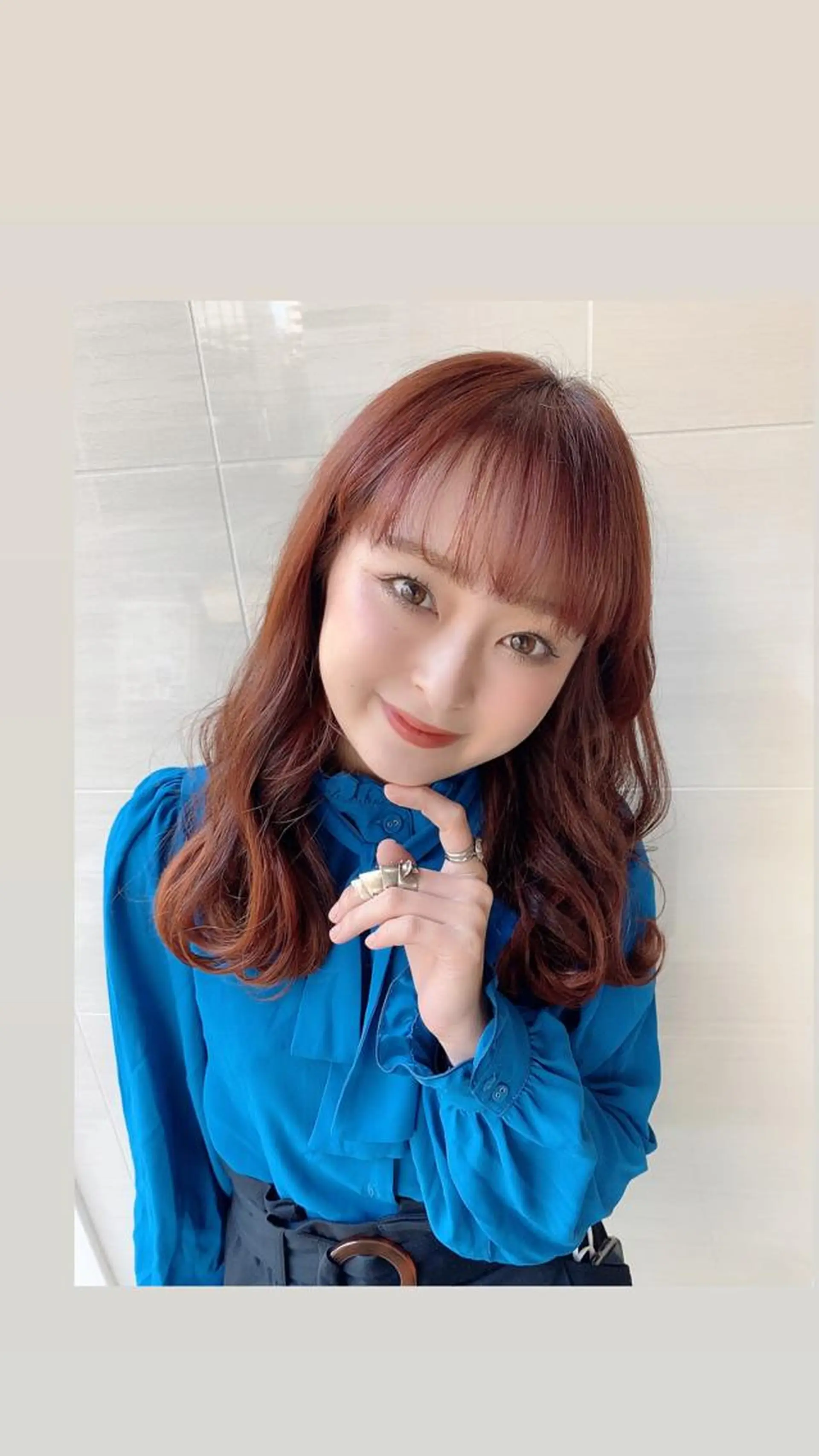 ミディアム カラー Ate by little所属・青木 梢のヘアスタイル