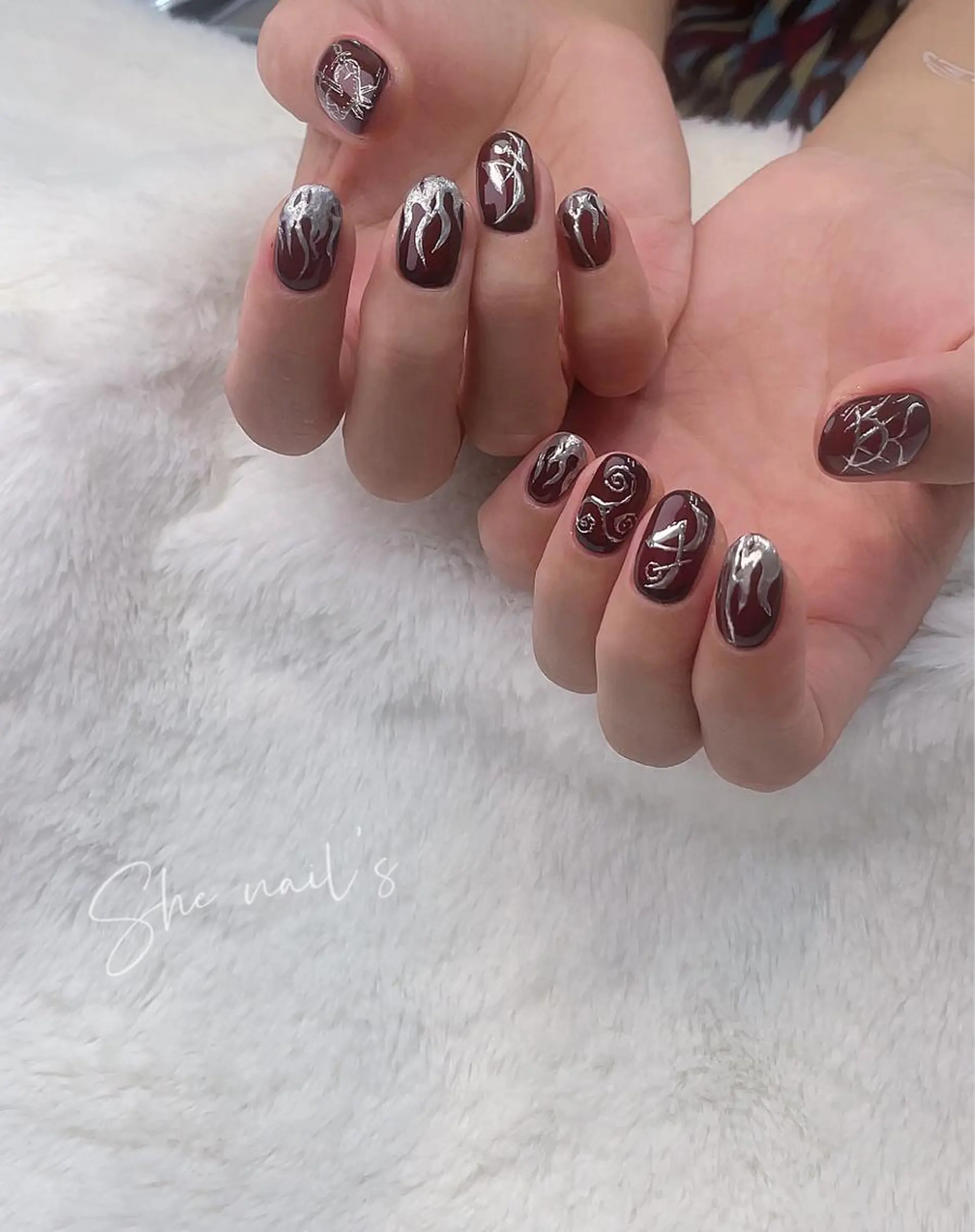 ネイル Blushオーナー Shiinaのネイルデザイン