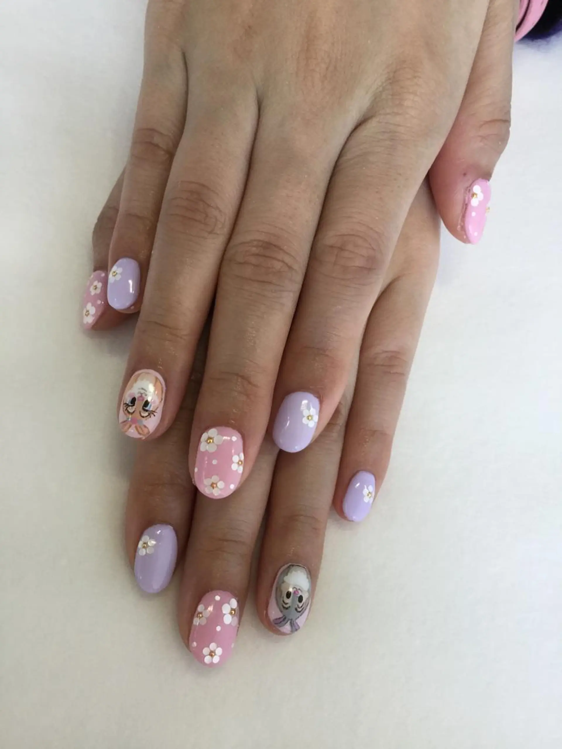 ネイル ハンドネイル 💎🐰 saki. m 🐰💎のネイルデザイン