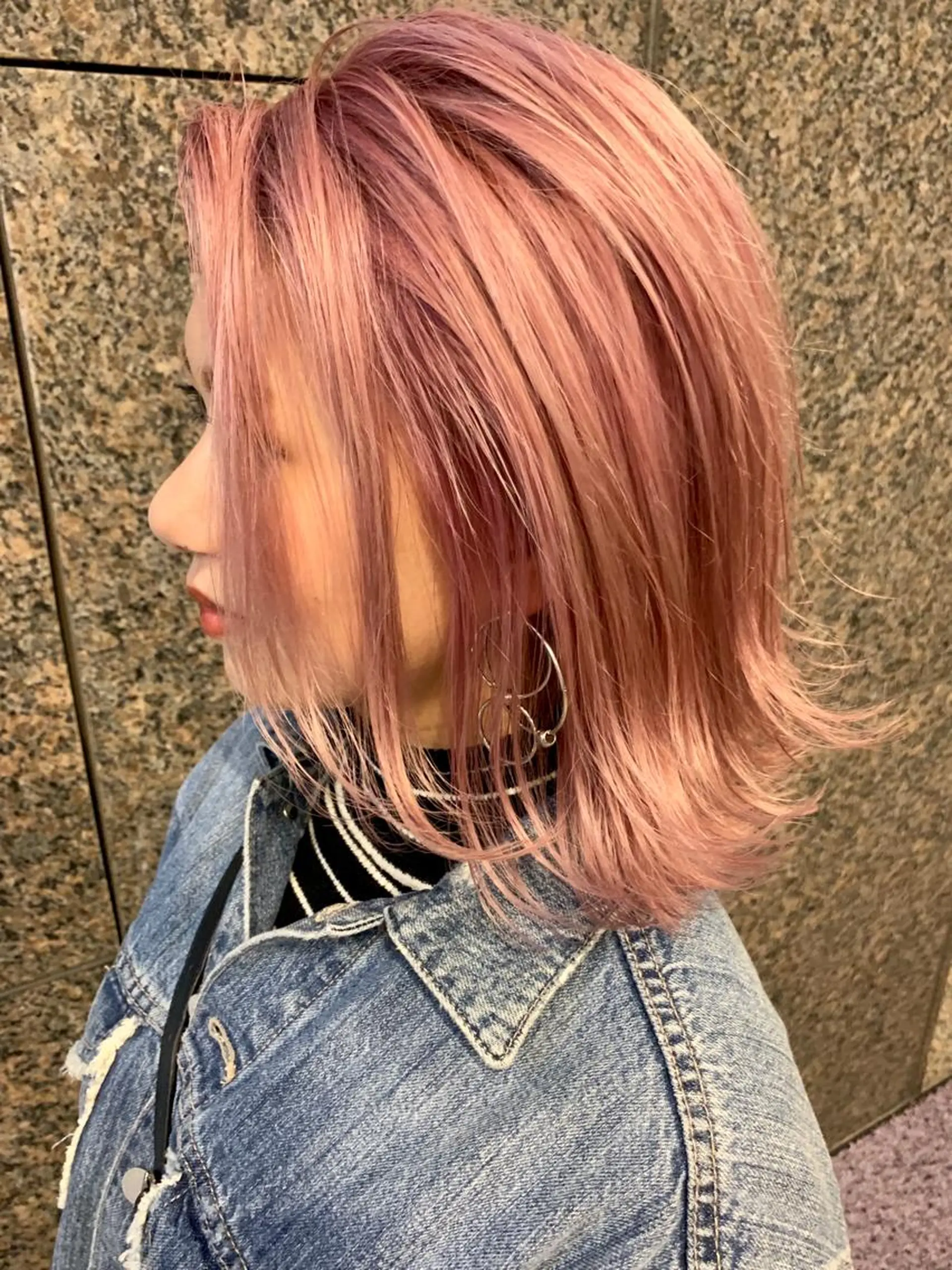 ショート カラー ヘアアレンジ アッシュ ブリーチ ピンクカラー ピンクアッシュ ホワイトピンク ヘアカラー ブリーチ＆カラーが 得意☀️望月宣雄☀️のヘアスタイル