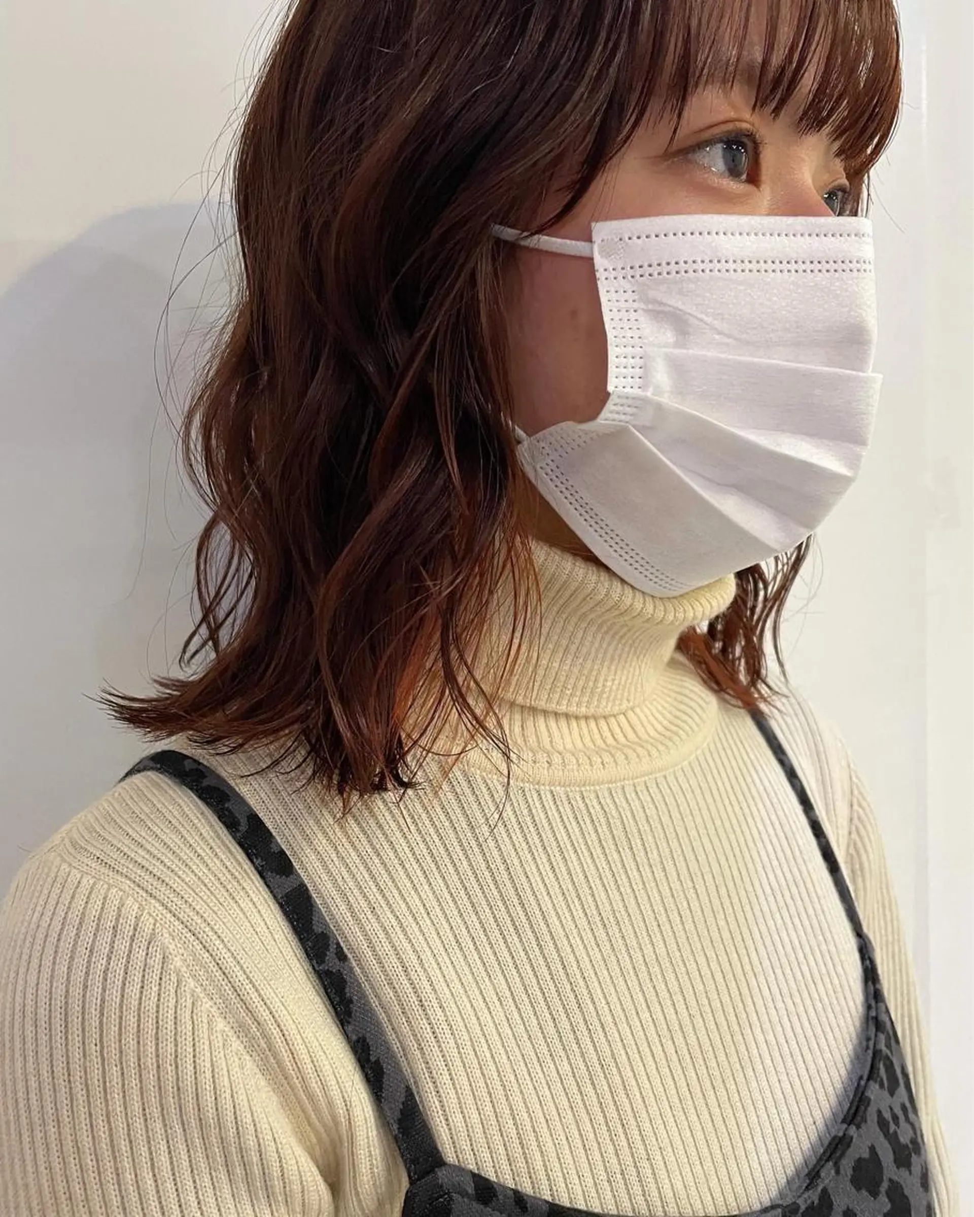 ミディアム カラー silo所属・silo MOKA 顔周りカット🦦のヘアスタイル