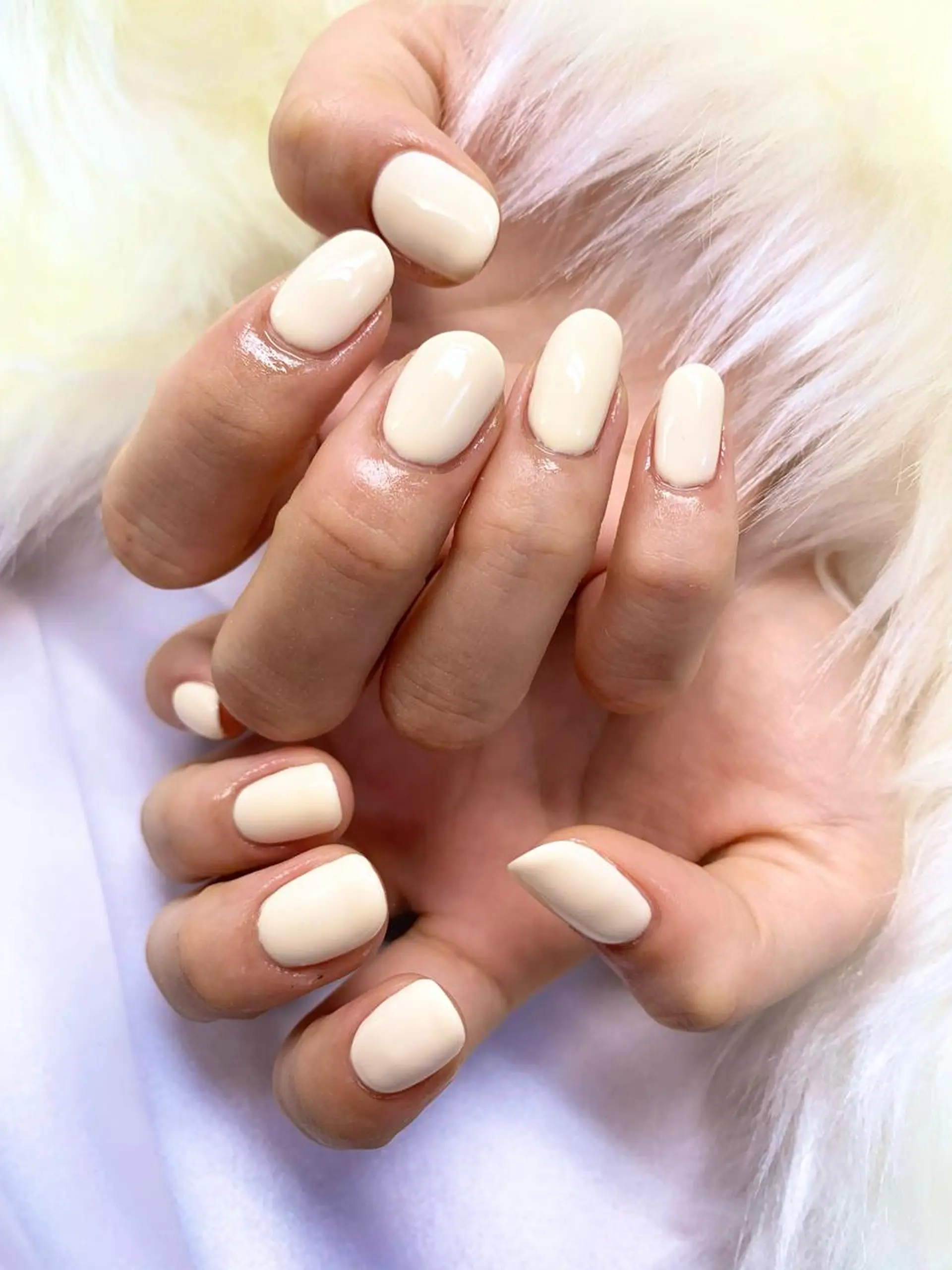 ネイル ホワイト ハンドネイル 痩身/脱毛/ネイル HARUKAのエステ・リラクイメージ