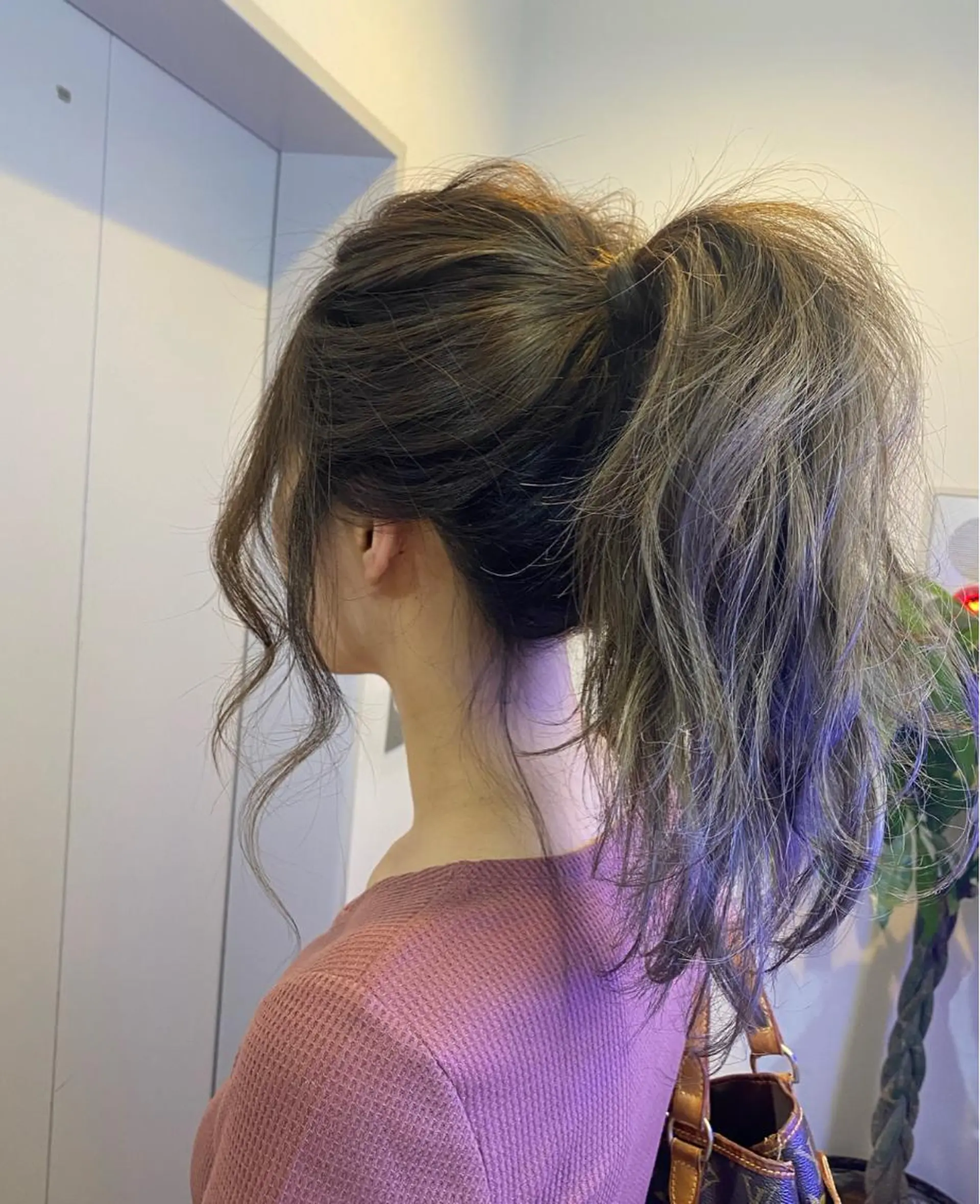 ロング カラー グレージュ ハイライトカラー ハイライト カット ヘアカラー トリートメント scene.池袋所属・scene. haraのヘアスタイル