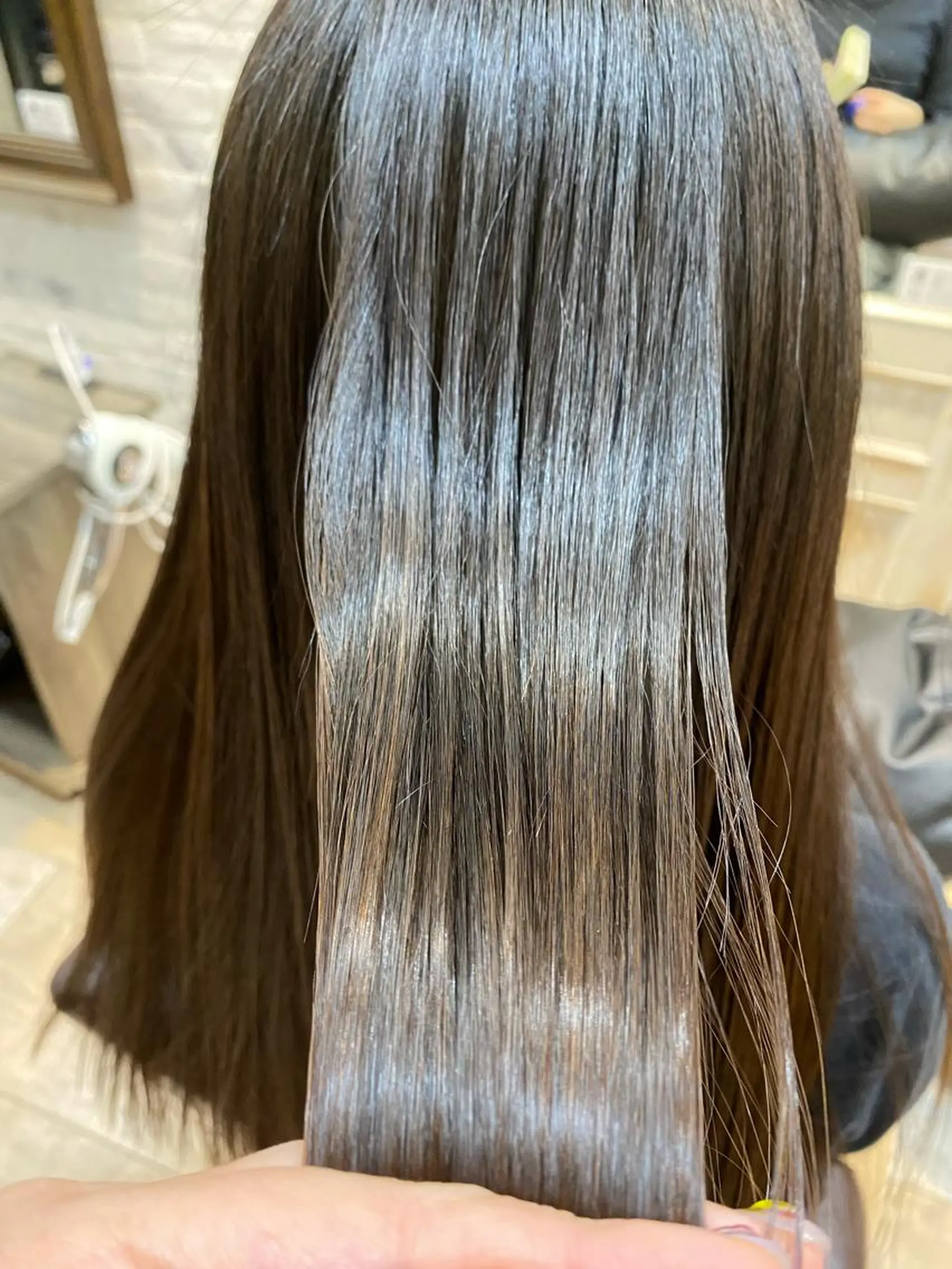 ロング 林 美佑のヘアスタイル