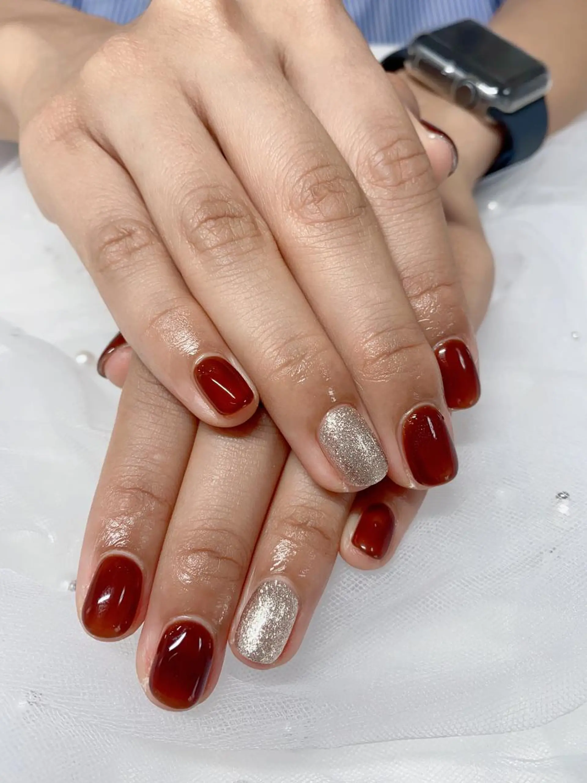 ネイル ブラウン ゴールド Jasmine nailsalon所属・ジャスミン ネイルサロンのネイルデザイン