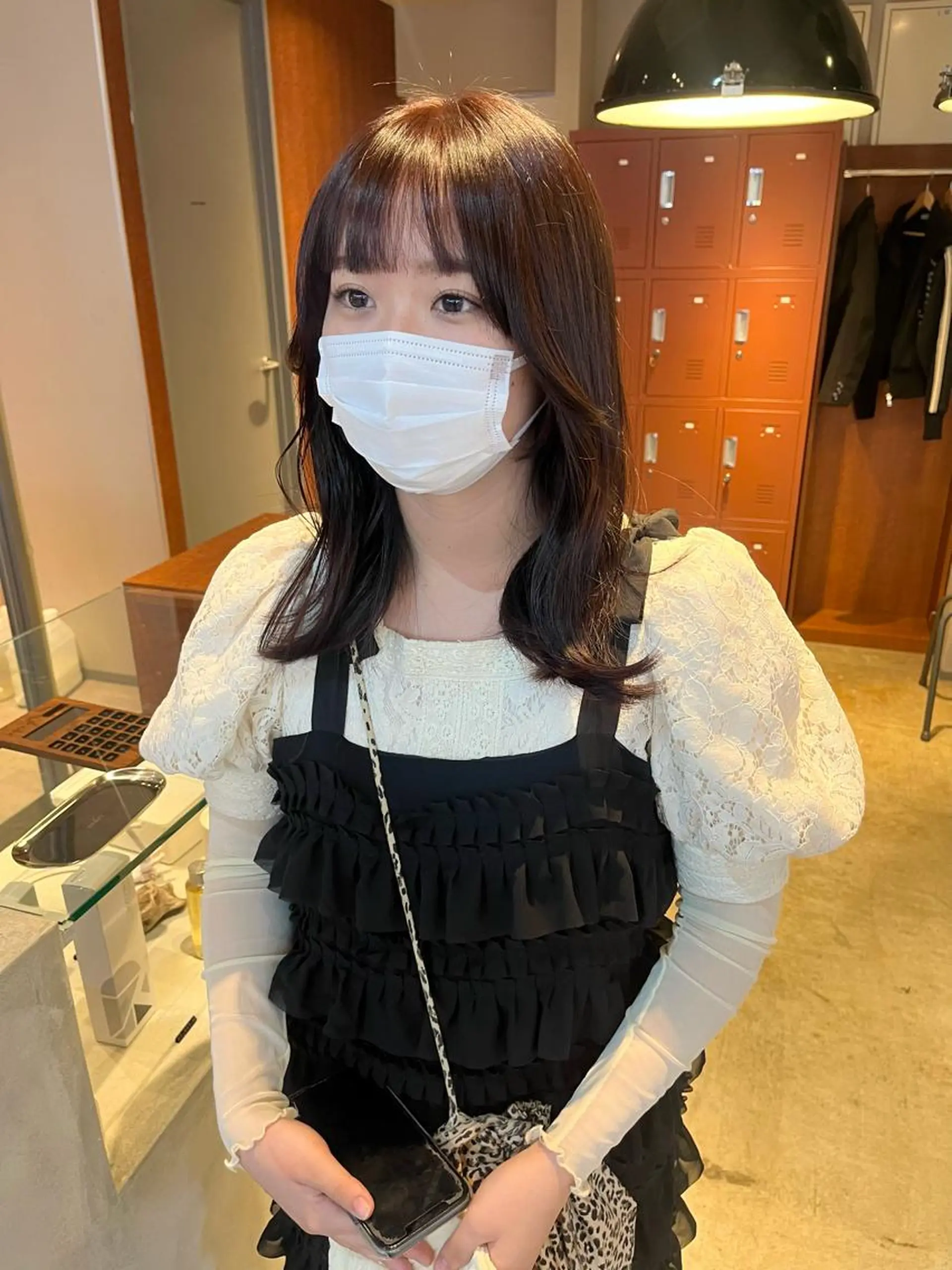 ミディアム カラー ブリーチ ボルドーカラー ブリーチなしカラー カット ヘアカラー トリートメント 🩷ハイトーン透明感 レイヤー🩷ユリカのヘアスタイル