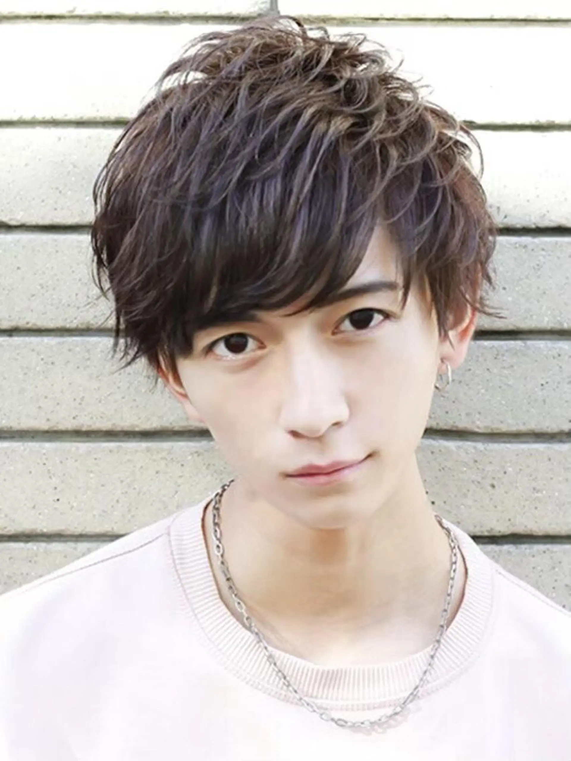 ショート 新宿メンズパーマ メンズバレイヤージュのヘアスタイル