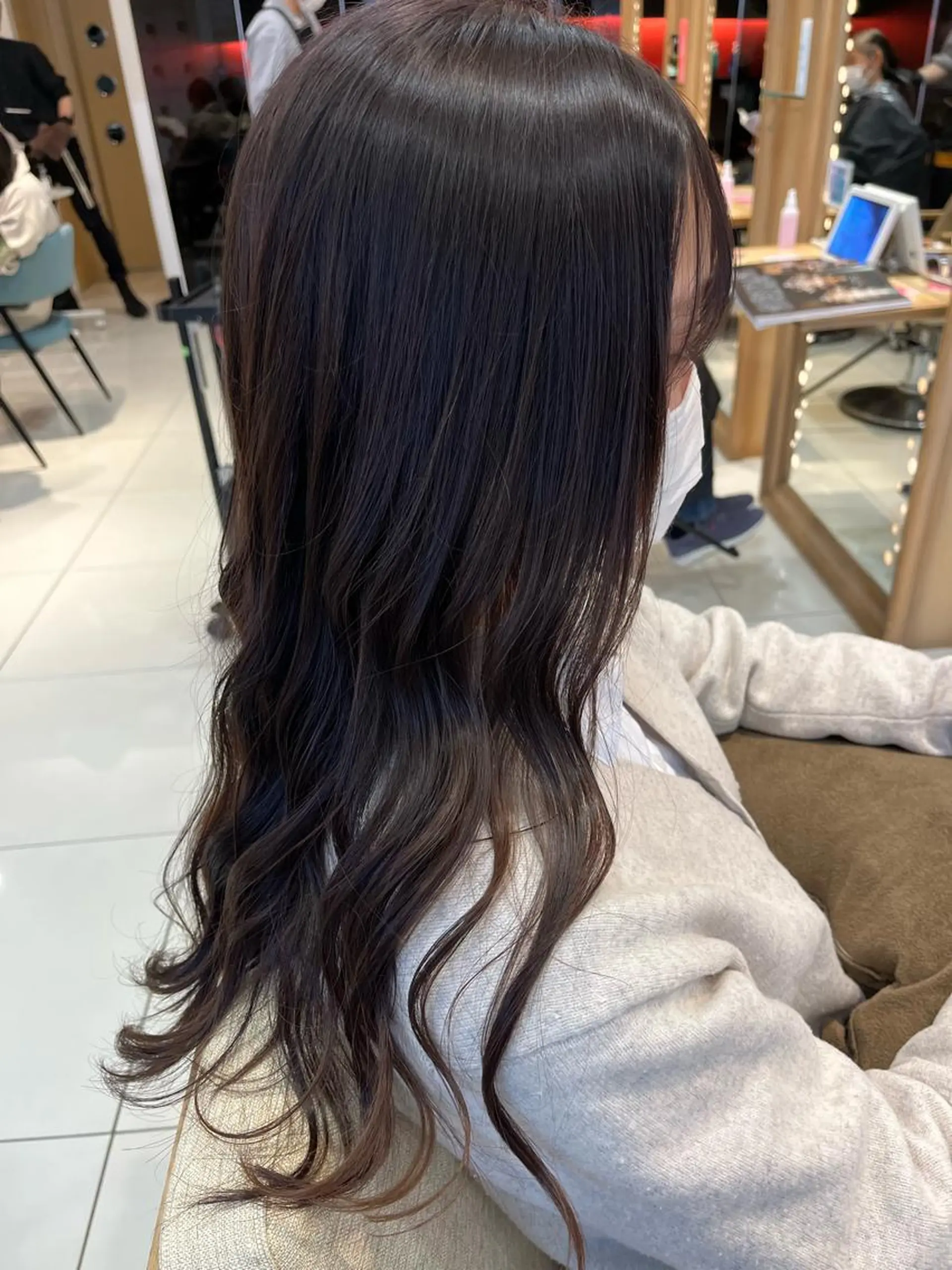 ロング カラー ラベンダーカラー なつな/ 透明感カラーのヘアスタイル