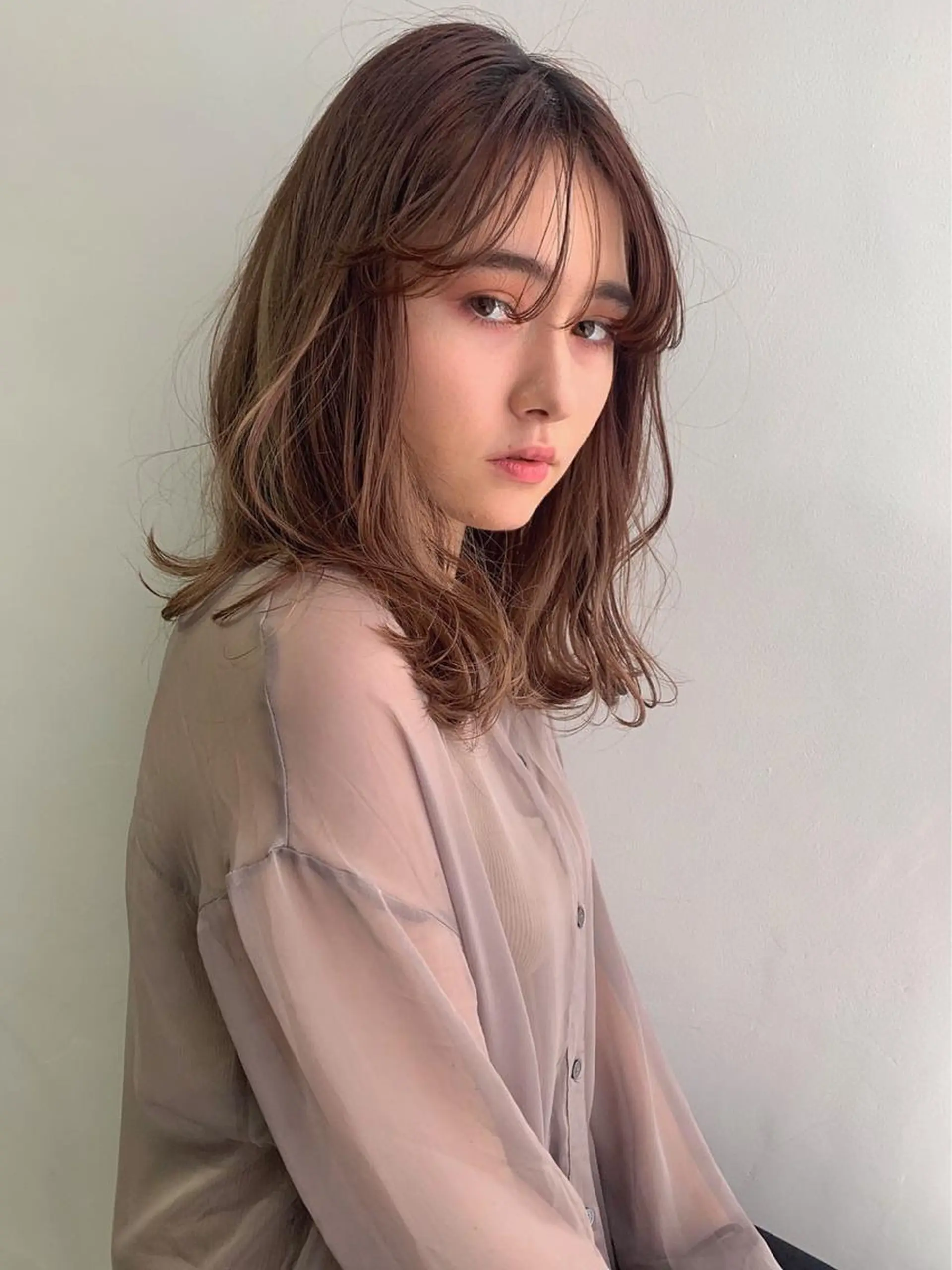 セミロング カット sungoose サングースのヘアスタイル