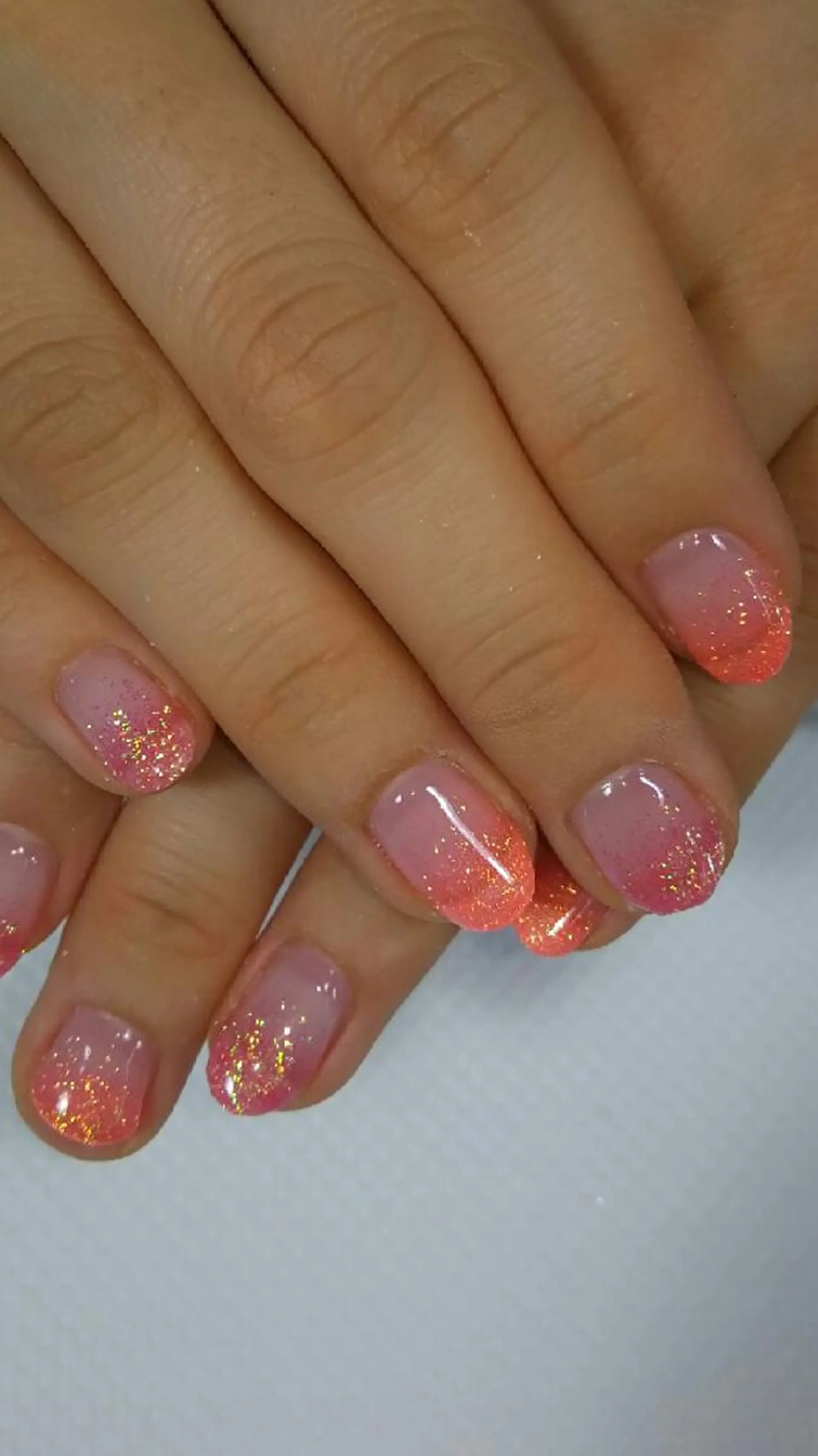 ネイル グラデーション ラメ(グリッター) ラメグラデーション オレンジ 赤色 ネイルサロン ショコラのネイルデザイン