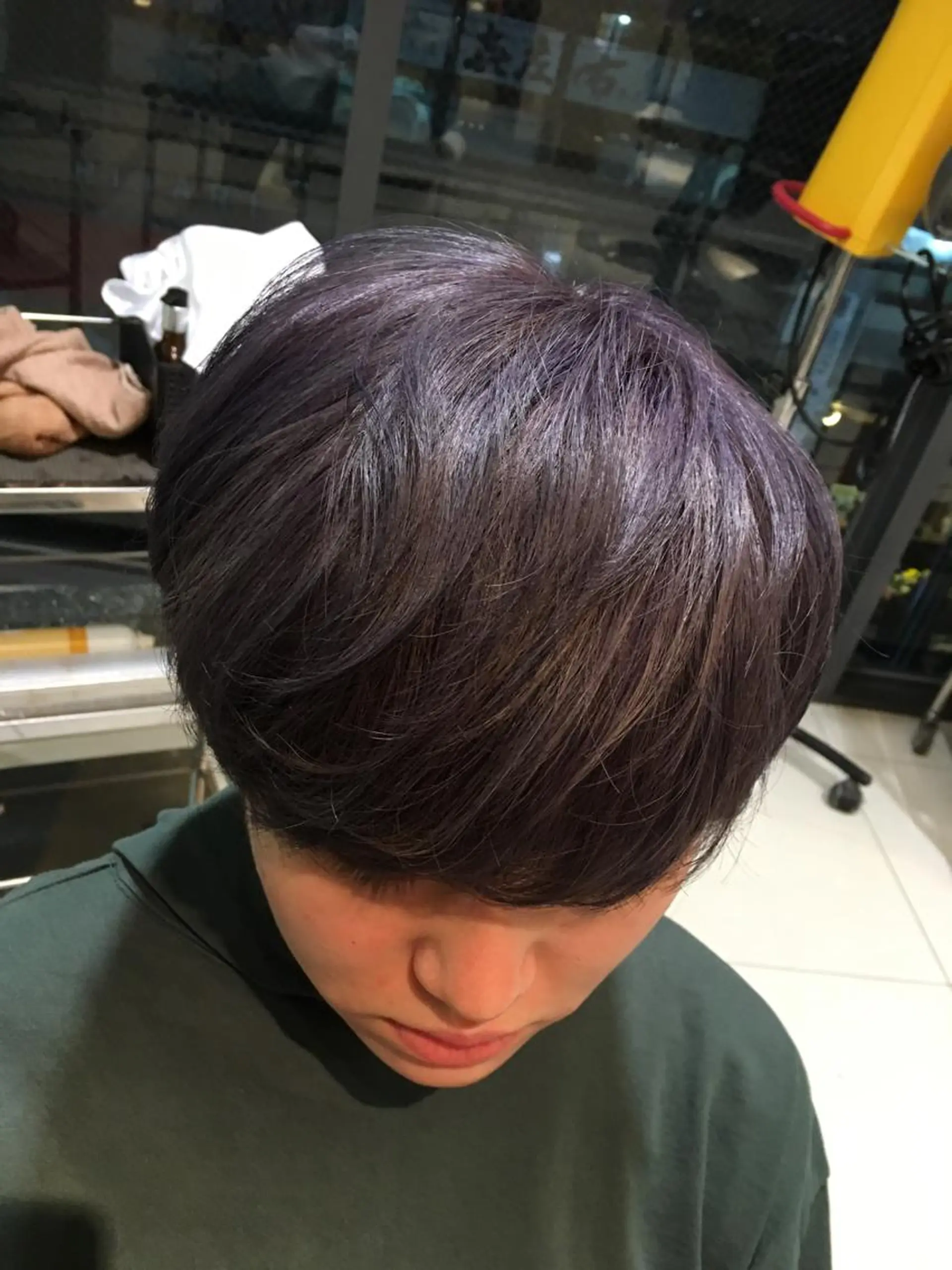 ショート カラー 辻本 夏子のヘアスタイル