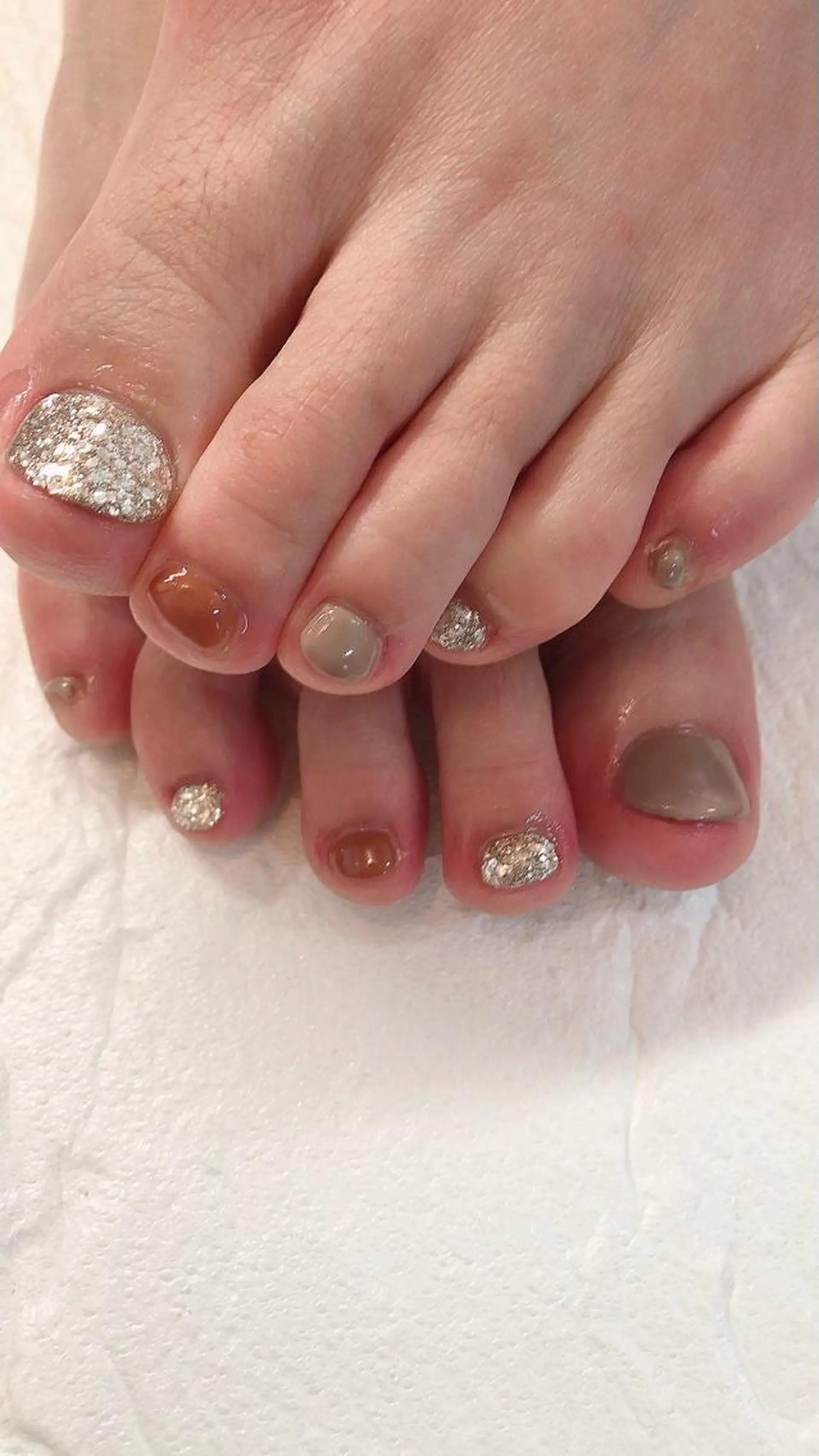 ネイル フットネイル 内田 奈津美のネイルデザイン