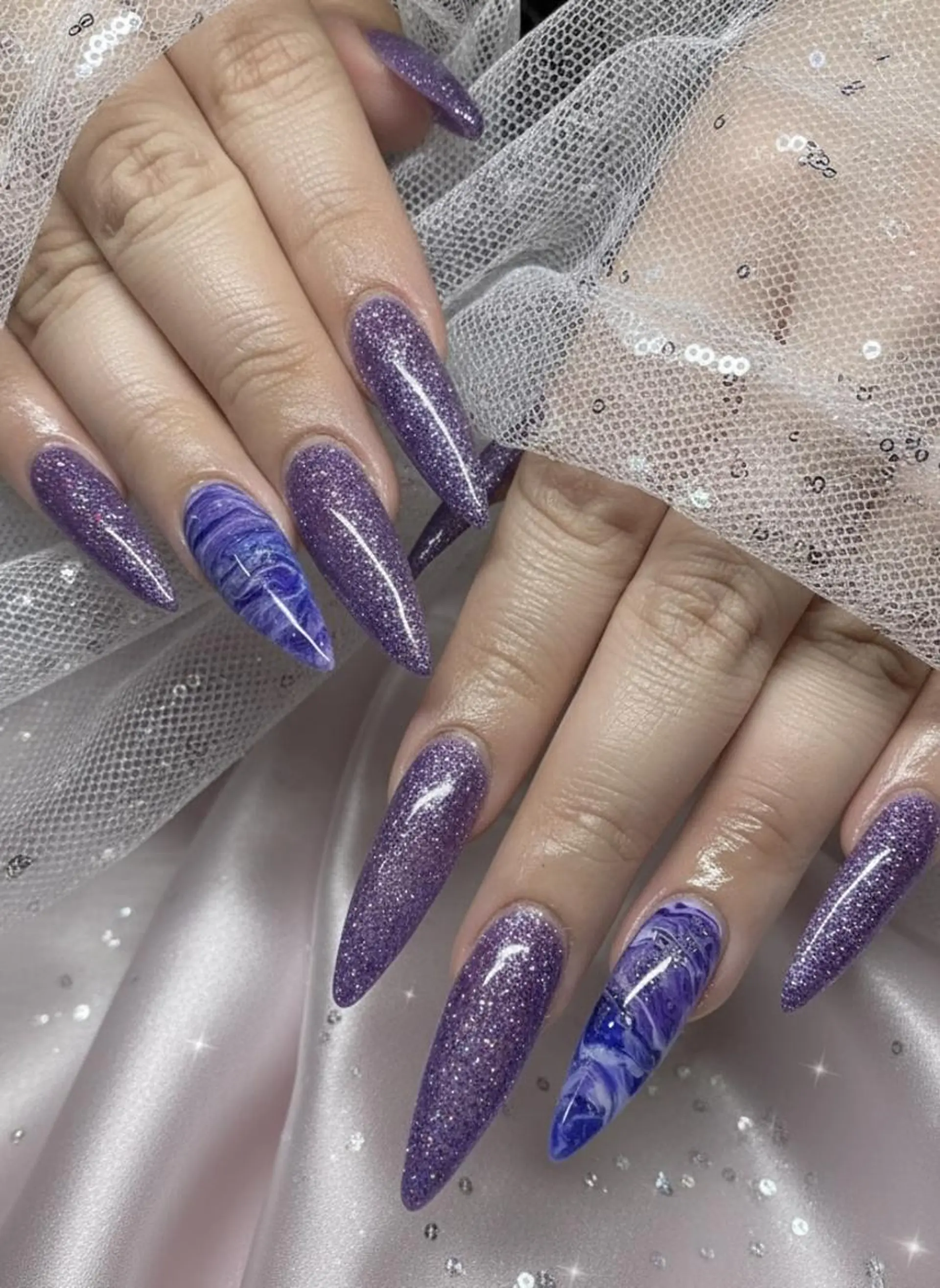 ネイル 大理石ネイル(マーブル) ハンドネイル 24時間営業 UNABOMBAのネイルデザイン