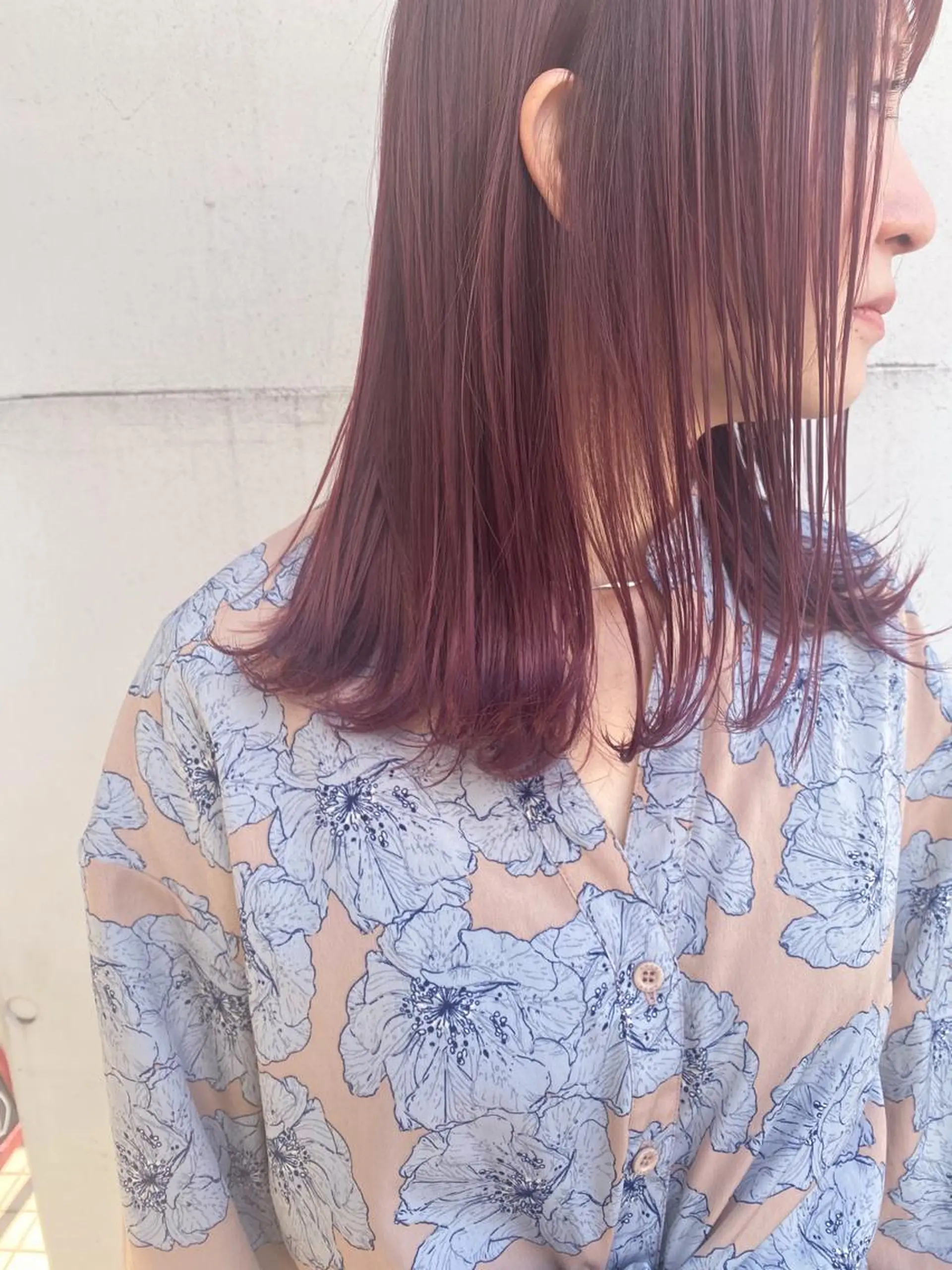 ミディアム カラー ヘアアレンジ 切りっぱなしボブ アディクシーカラー アッシュ アッシュブラック アッシュブラウン ヘアカラー トリートメント ヘアセット ✨ハイクオリティ✨ 山本香也のヘアスタイル