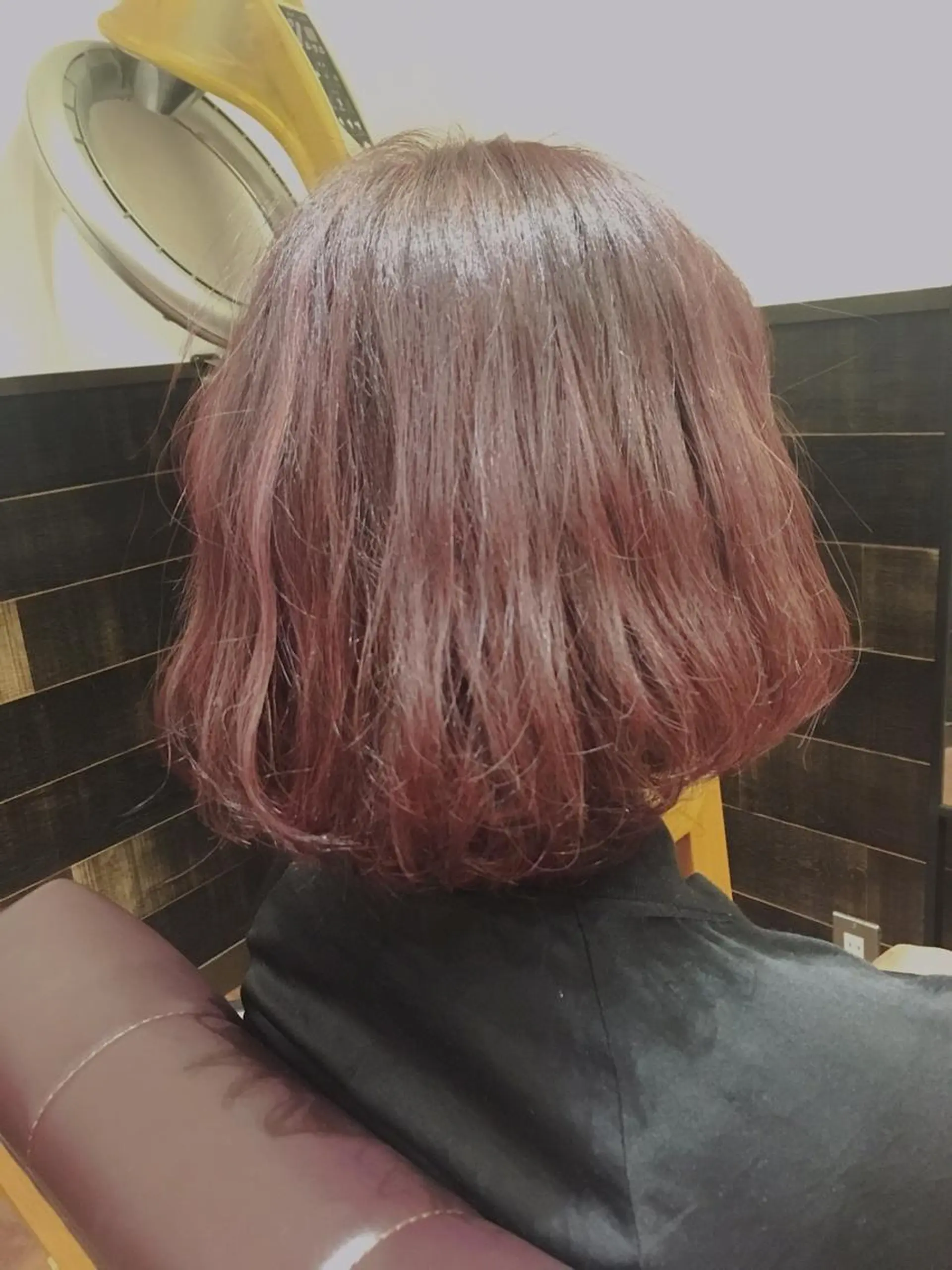 ミディアム カラー nable.所属・栗林 実莉のネイルデザイン