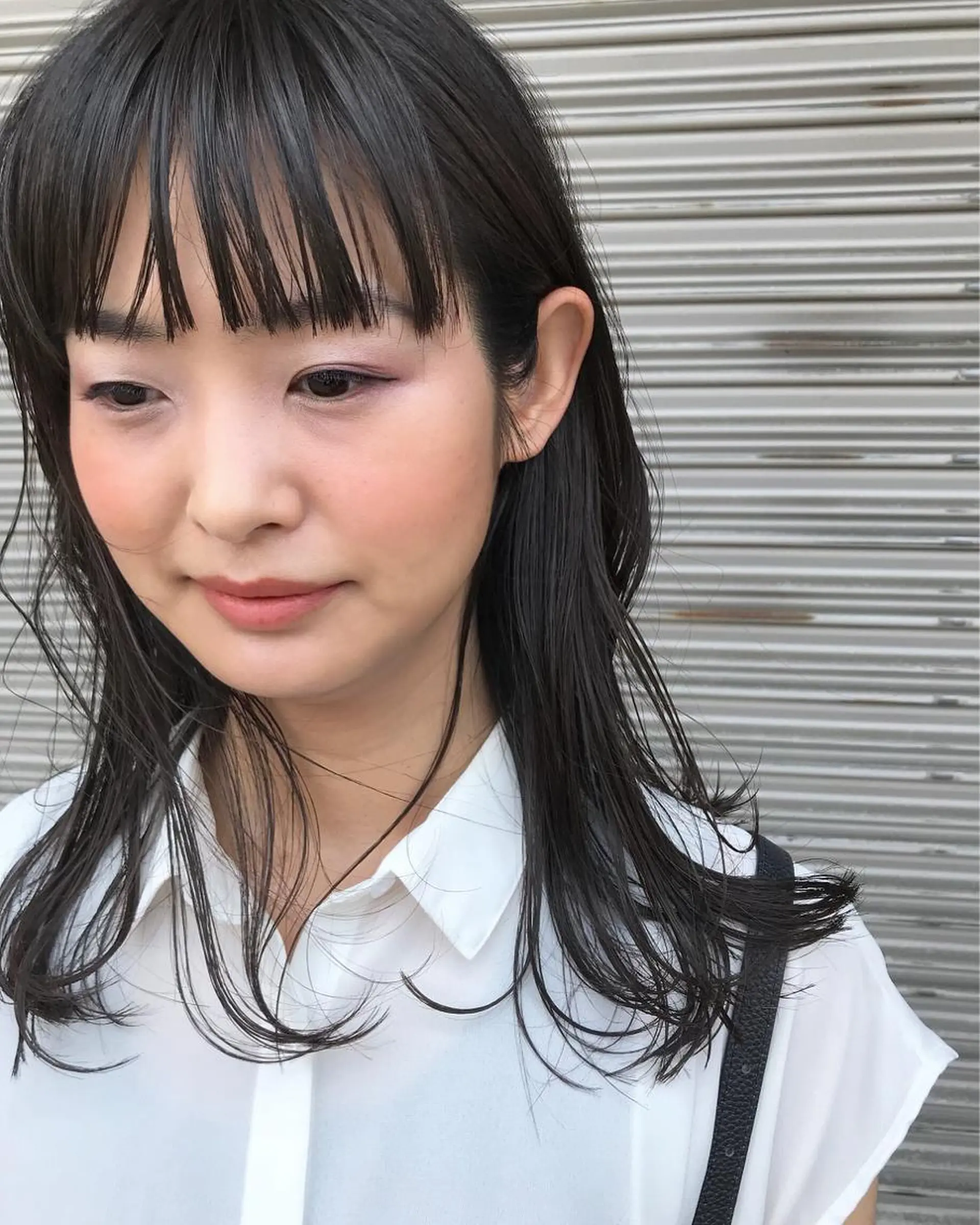 セミロング カラー ヘアアレンジ マツエク・マツパ 黒髪 ワイドバング カット トリートメント Kawaguchi Arisaのヘアスタイル