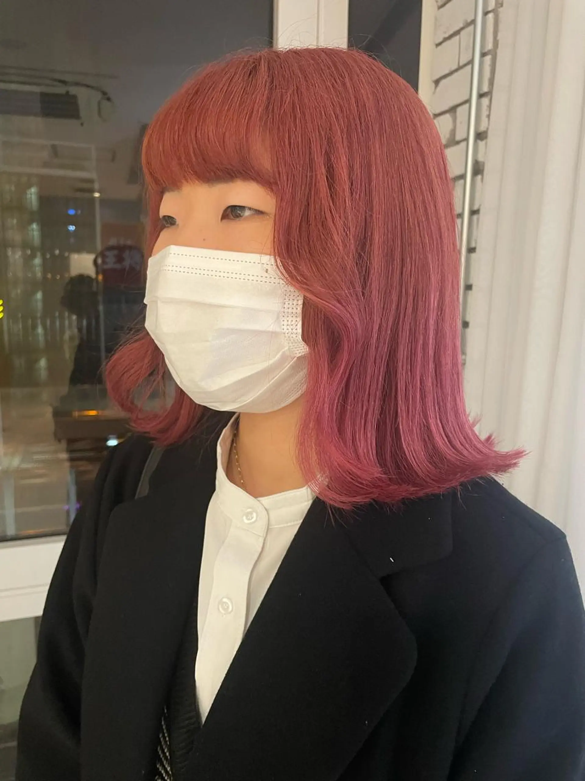 セミロング カラー 艶ハイトーン👑♡ NATSUKIのヘアスタイル