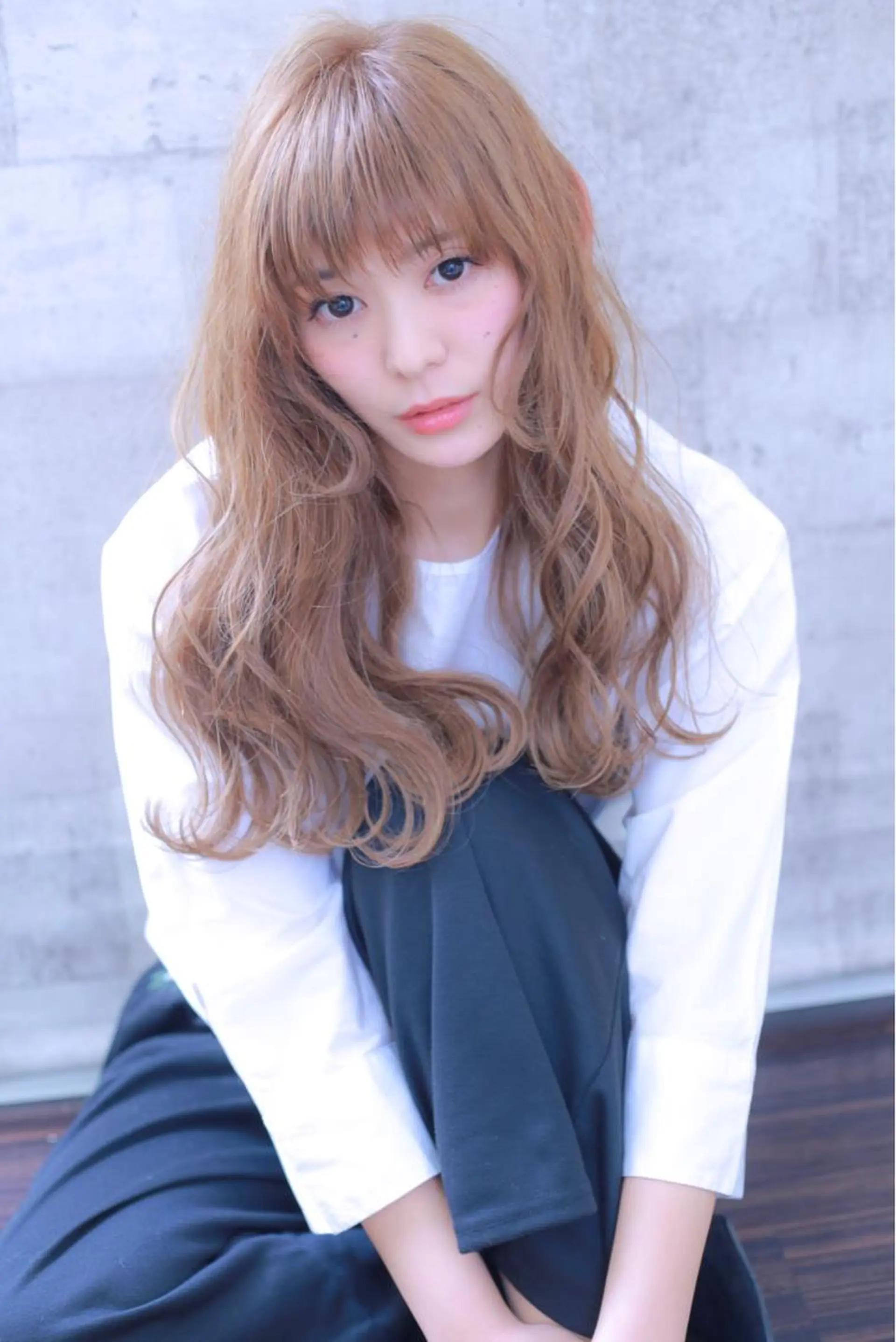 ロング 伊藤 裕貴のヘアスタイル