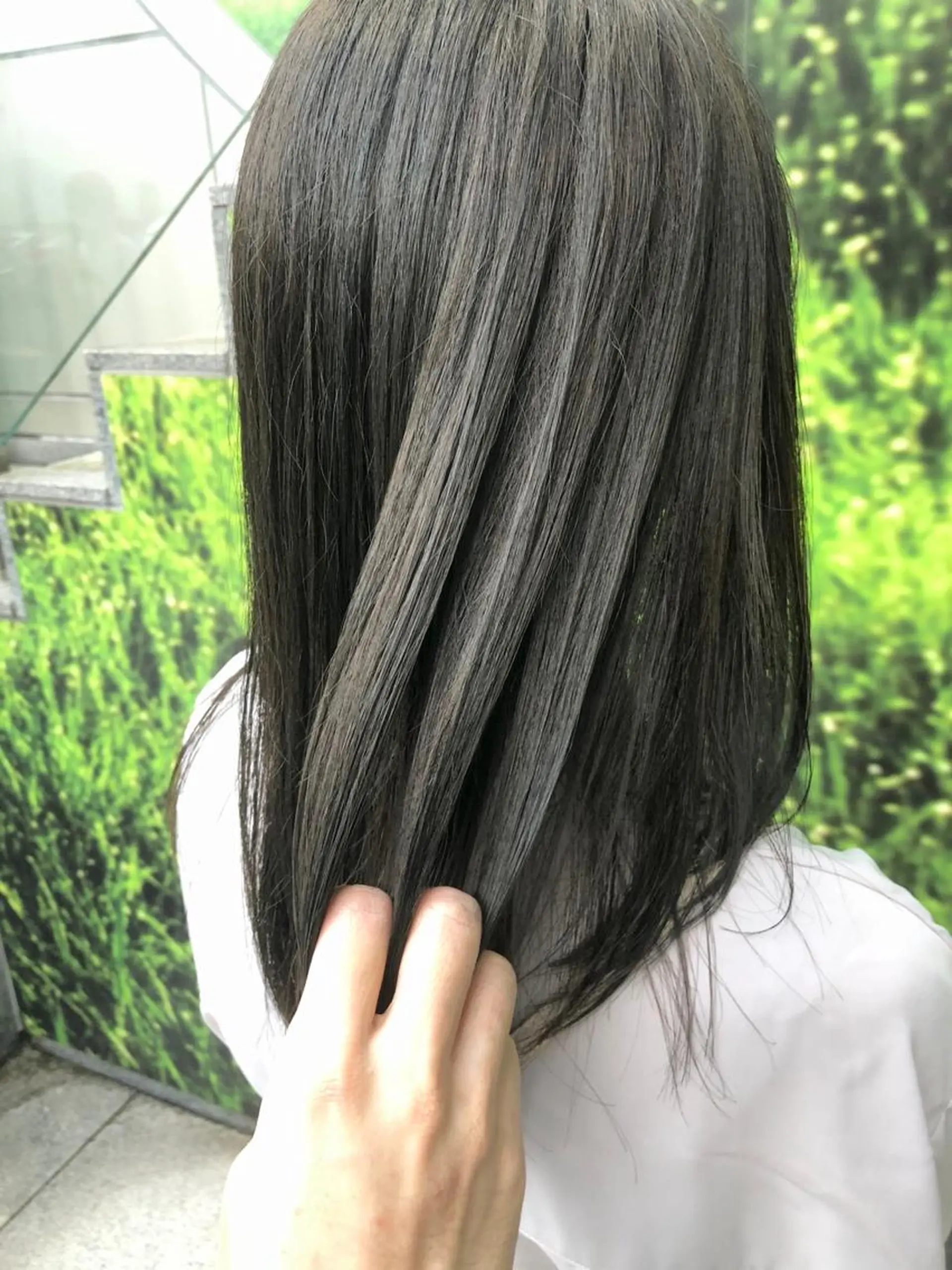 ミディアム カラー グレージュ イルミナカラー カット ヘアカラー 千葉 郁也のヘアスタイル