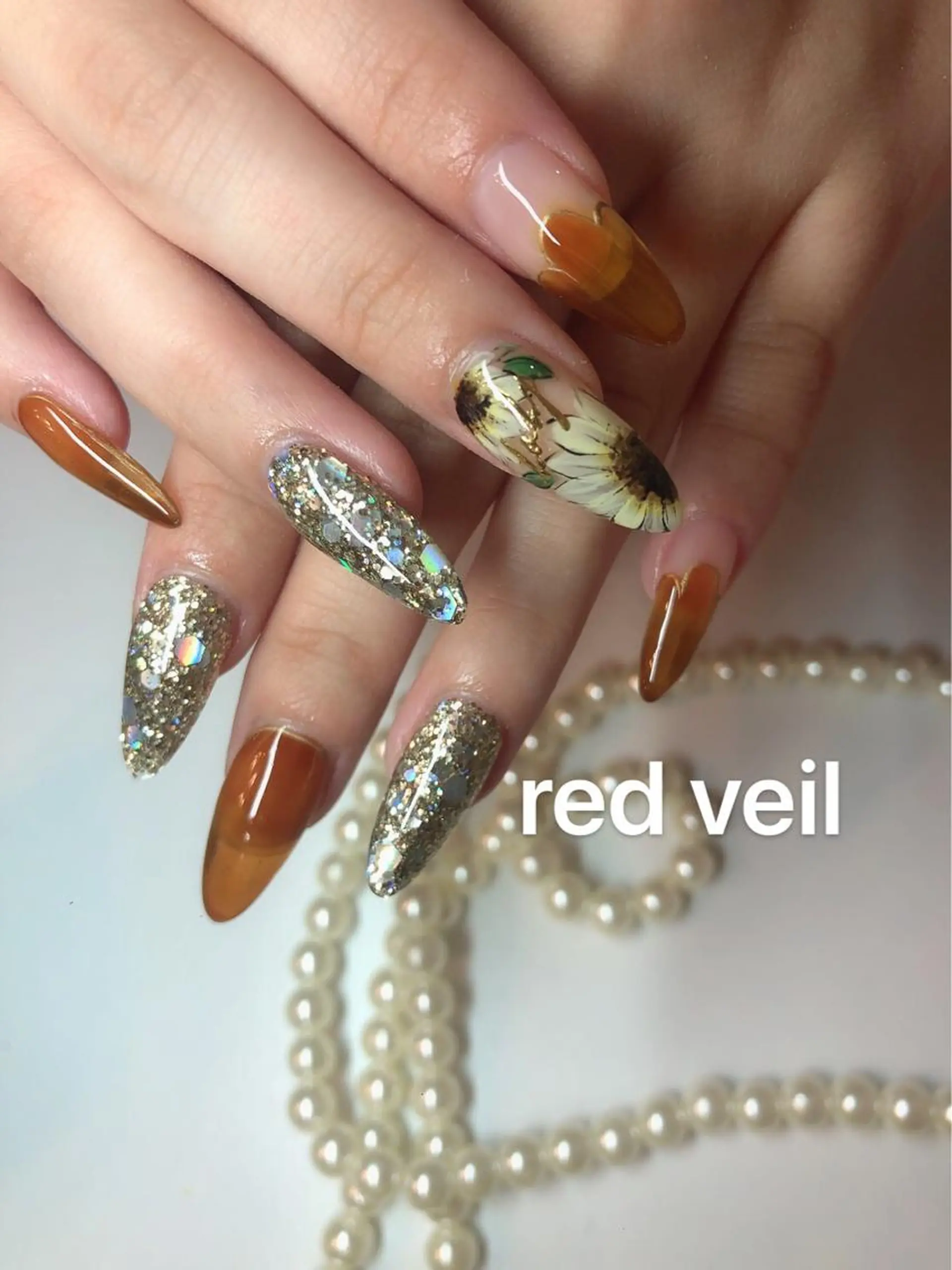 ミディアム ネイル ハンドネイル 長さ出し専門 nynaのネイルデザイン