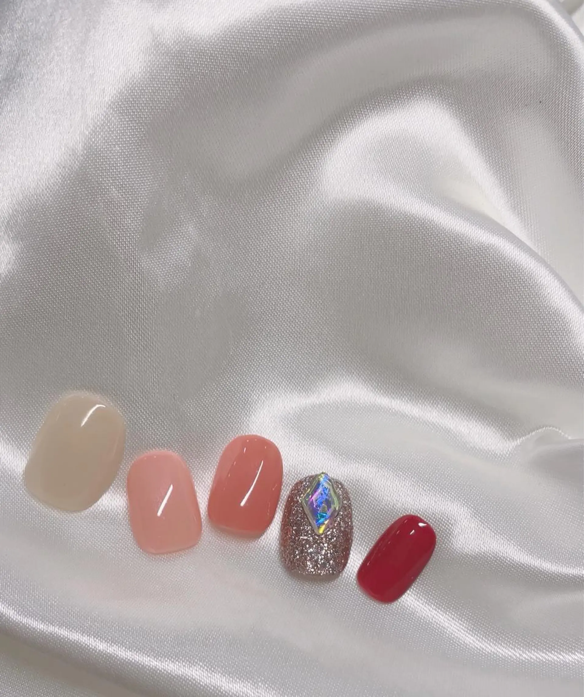 ミディアム ハンドネイル nailsalon Lithos所属・nailsalon Recontreのネイルデザイン