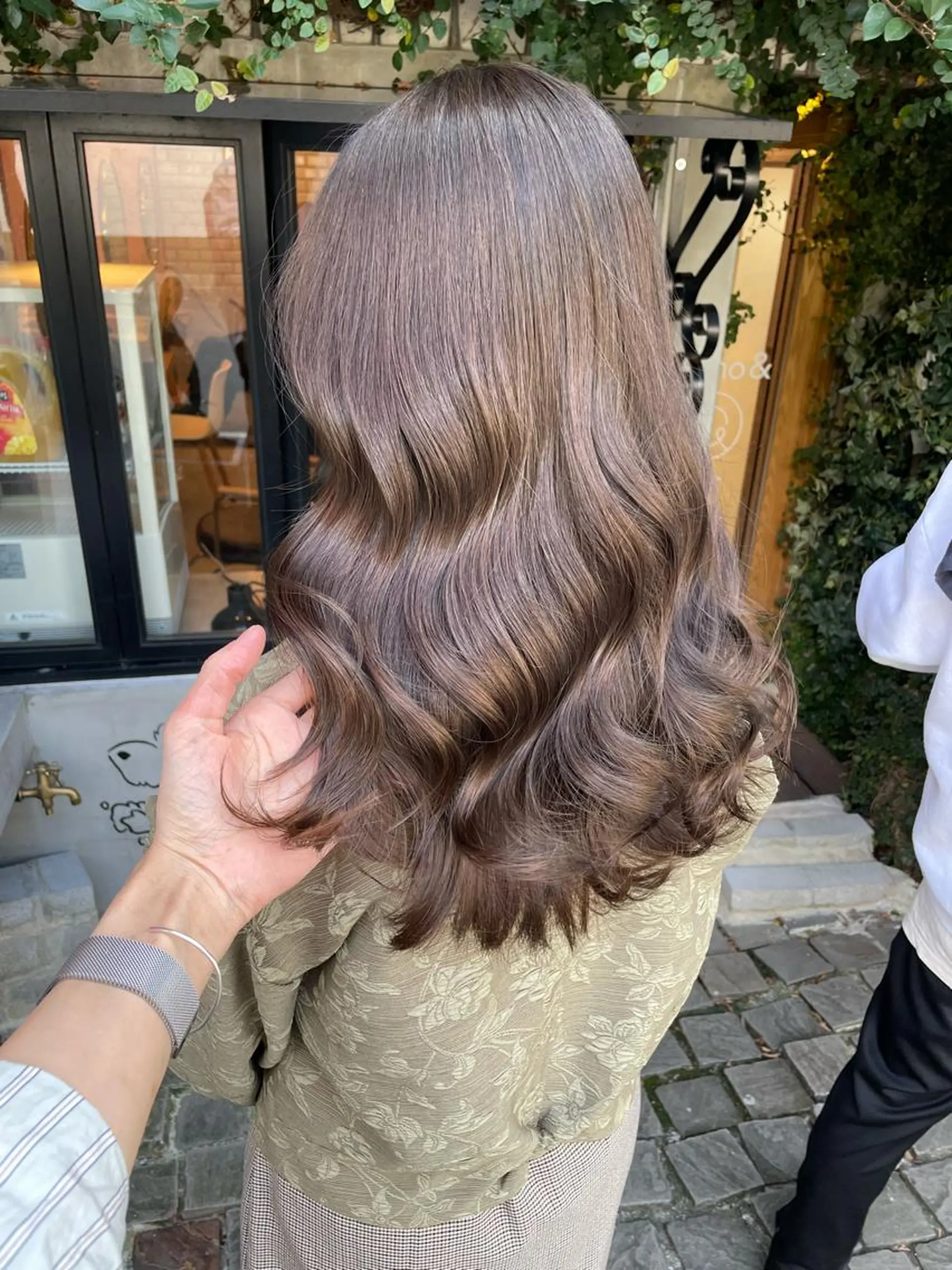 ロング カラー Bree"ze所属・大河原 修太のヘアスタイル