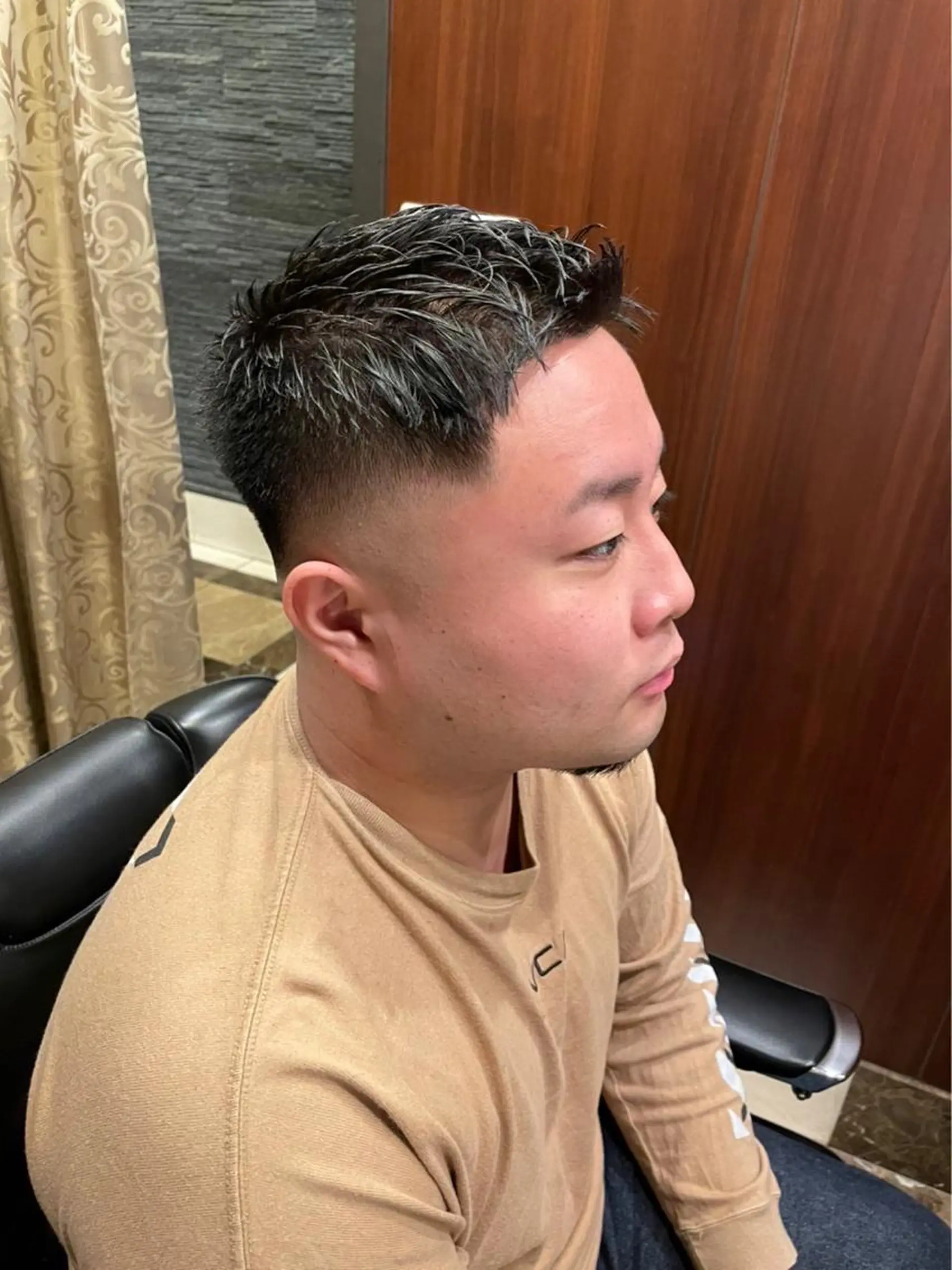 メンズ ヒロ銀座所属・小林 あいのヘアスタイル