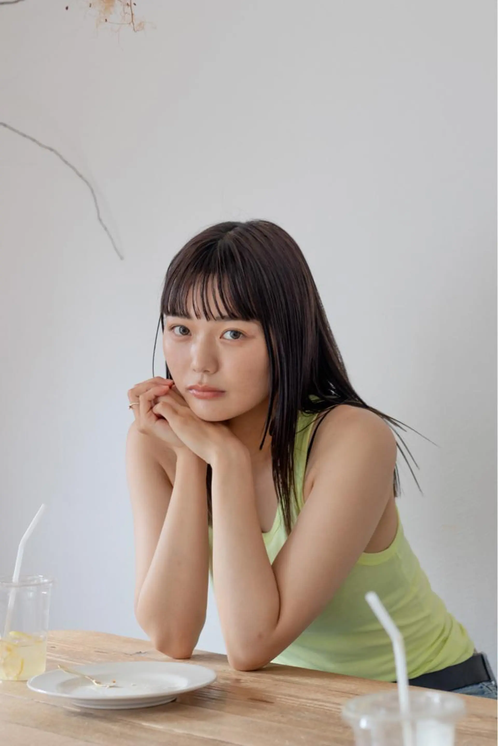 セミロング カラー THE DAY所属・AKI HASHIMOTOのヘアスタイル