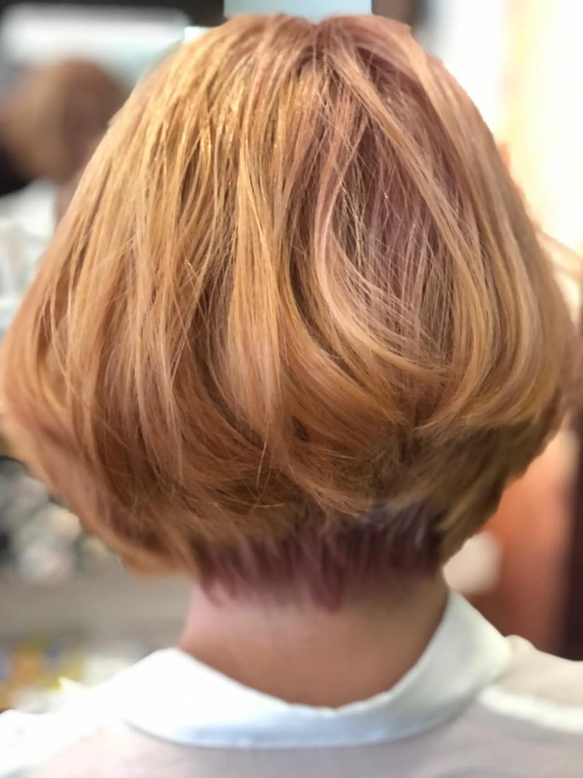 ショート 前下がりボブ アッシュ ボブ エル美容室所属・織田 英之のヘアスタイル