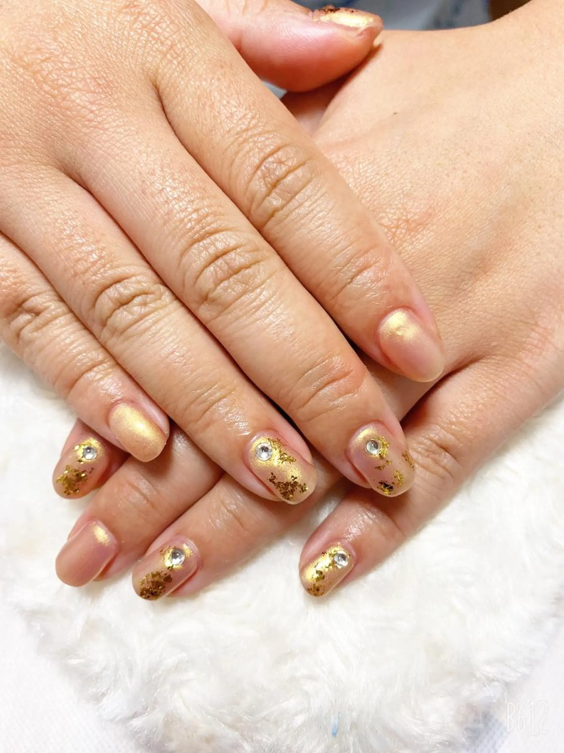 ネイル The Best Beauty受付担当のヘアスタイル