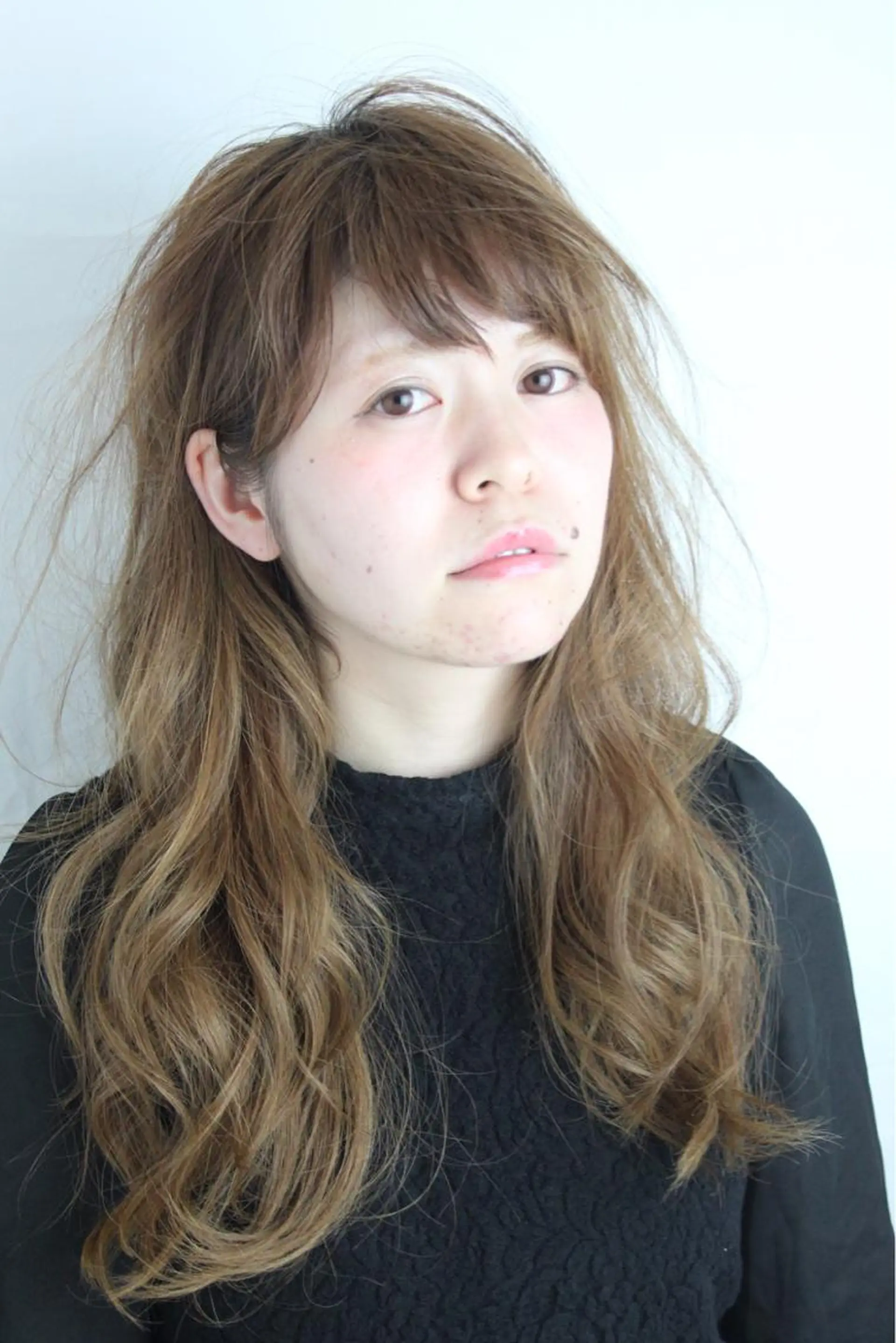 セミロング H所属・H (エイチ) 烏丸御池店のヘアスタイル