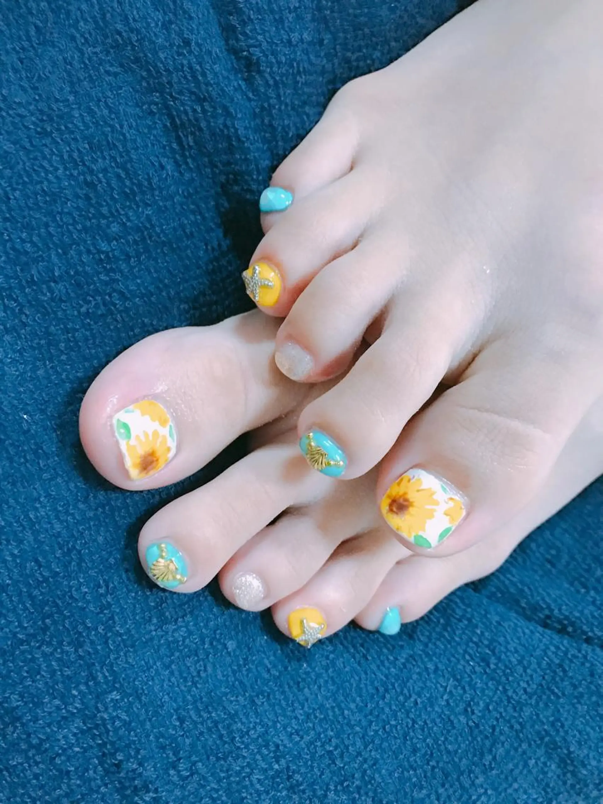 ネイル アートネイル 【カメレオン】 上村 祥子のヘアスタイル