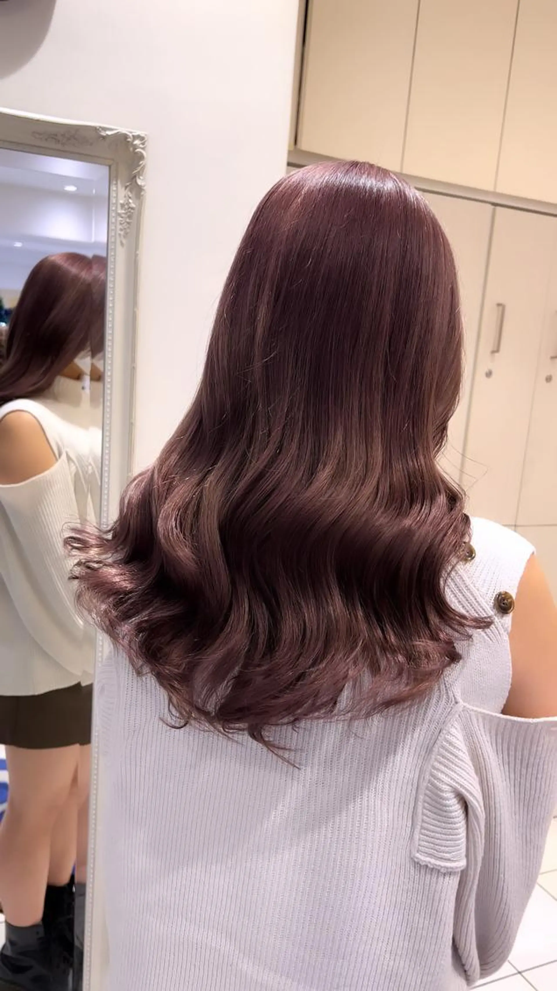 セミロング ラベンダーベージュ ピンクラベンダー ヘアカラー トリートメント Uno. 本気で ヘアに悩む方へ✨のヘアスタイル