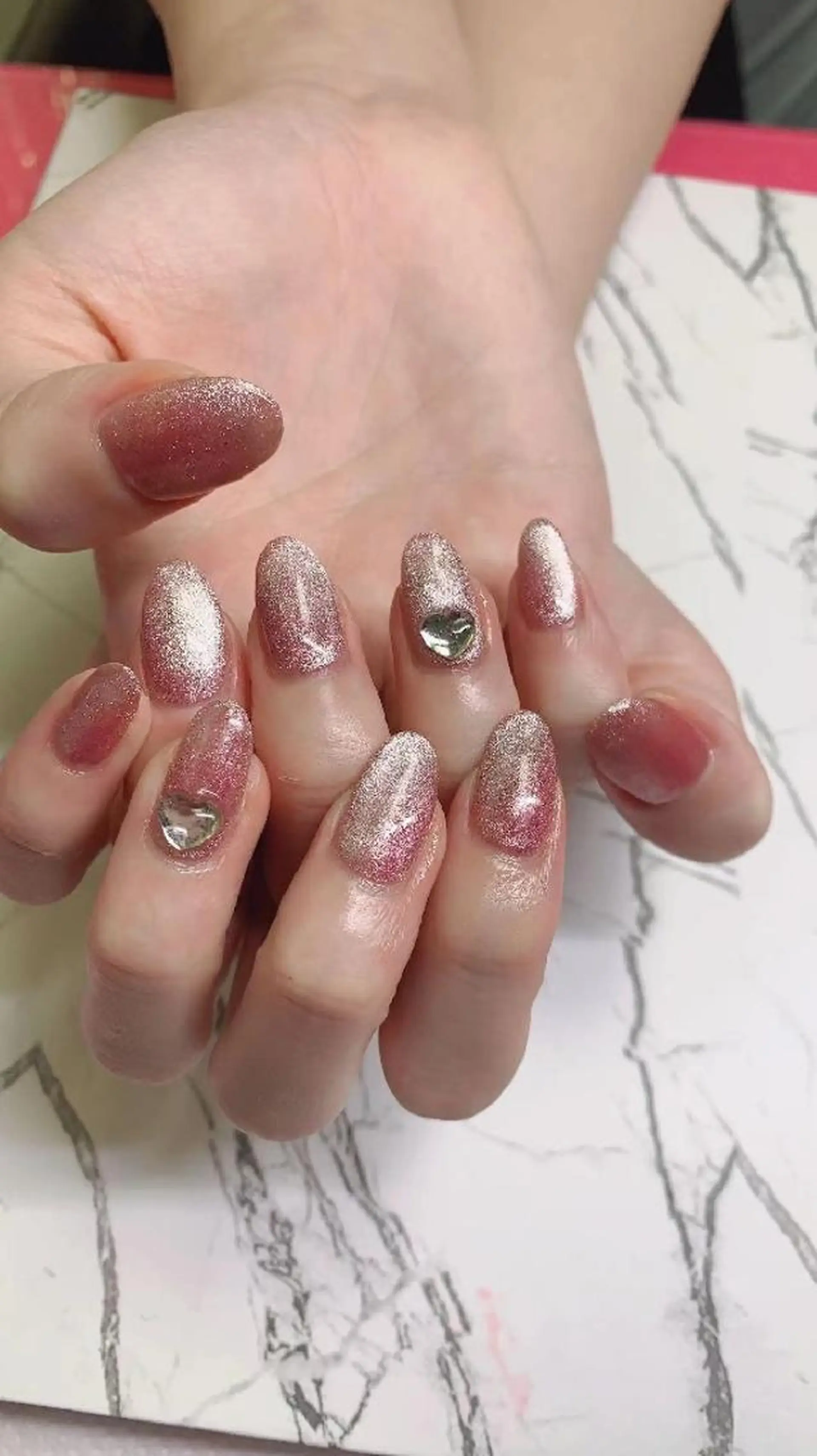 ネイル ハンドネイル はな💎ネイル ワンホン、長さ出しのネイルデザイン